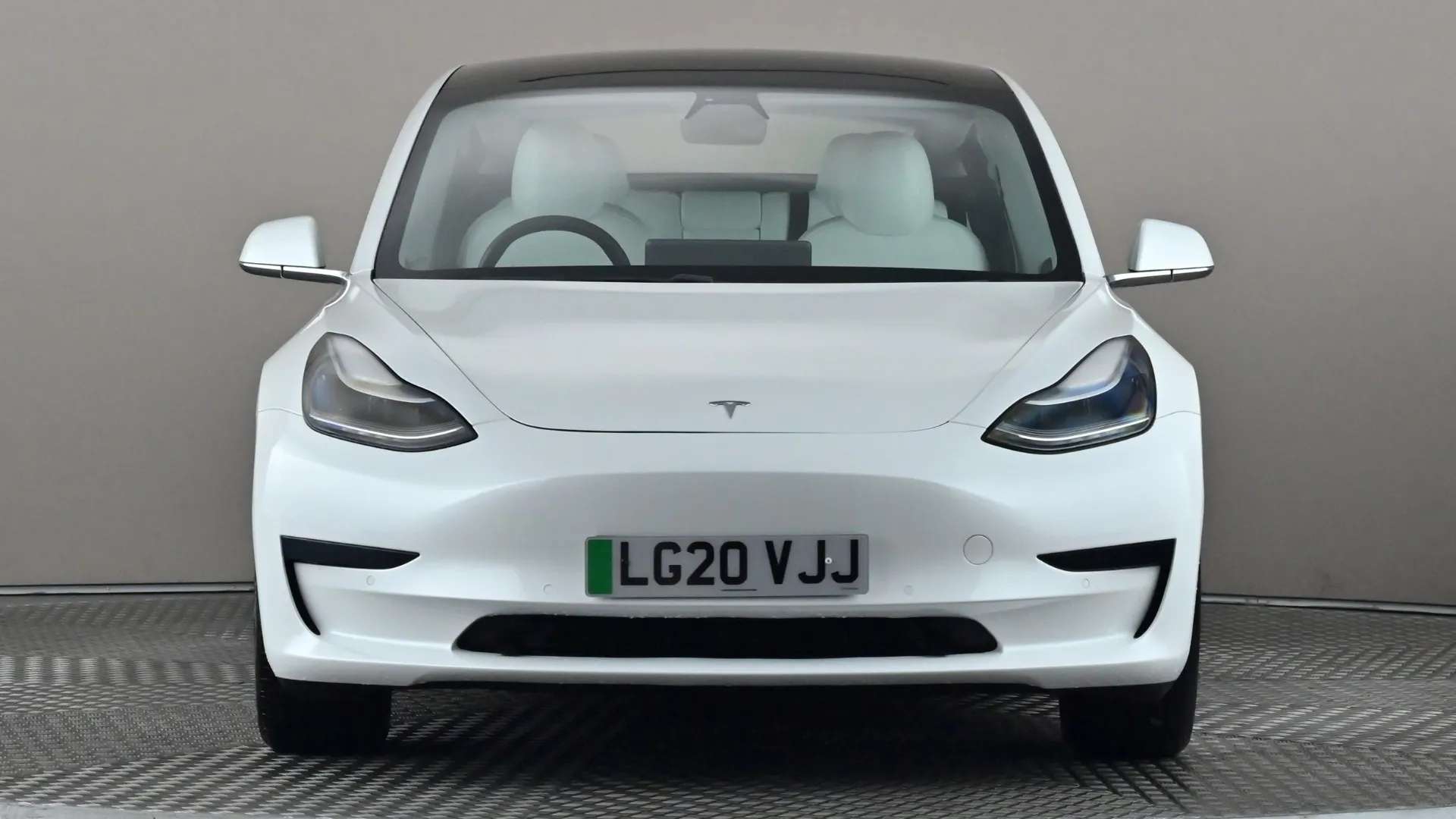 A 2020 TESLA MODEL 3 Standard Plus Auto A 2020 TESLA MODEL 3 Standard Plus Auto