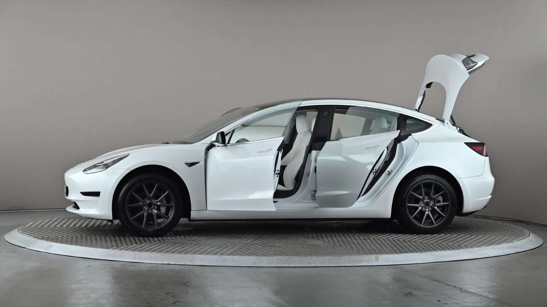 2020 TESLA MODEL 3 2020 TESLA MODEL 3