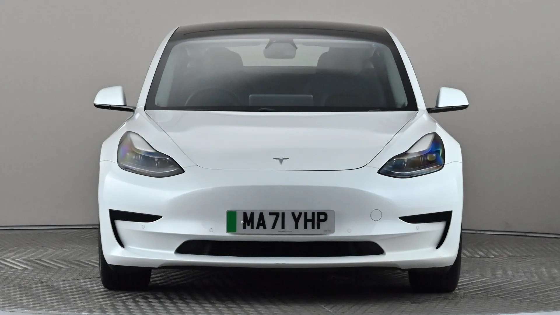 A 2021 TESLA MODEL 3 Standard Plus Auto A 2021 TESLA MODEL 3 Standard Plus Auto