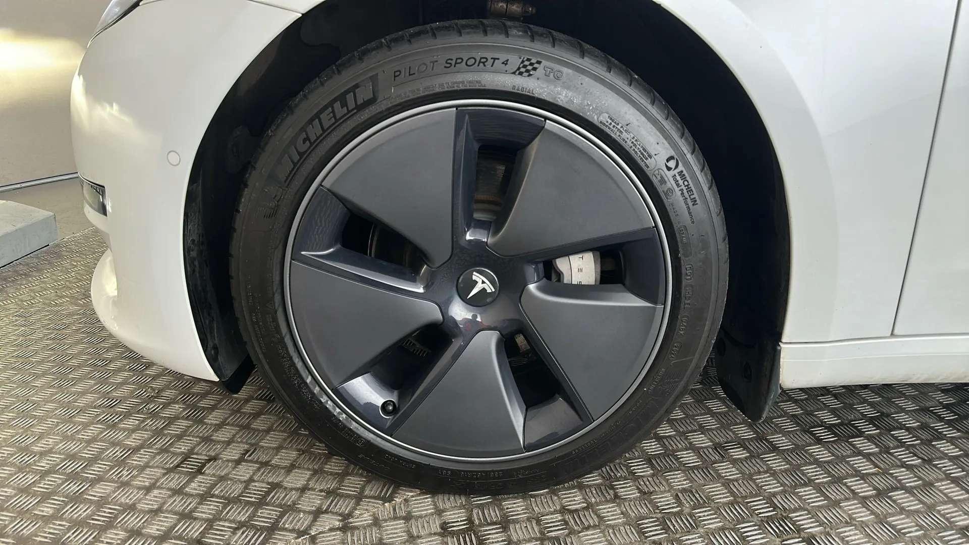 2021 TESLA MODEL 3 2021 TESLA MODEL 3