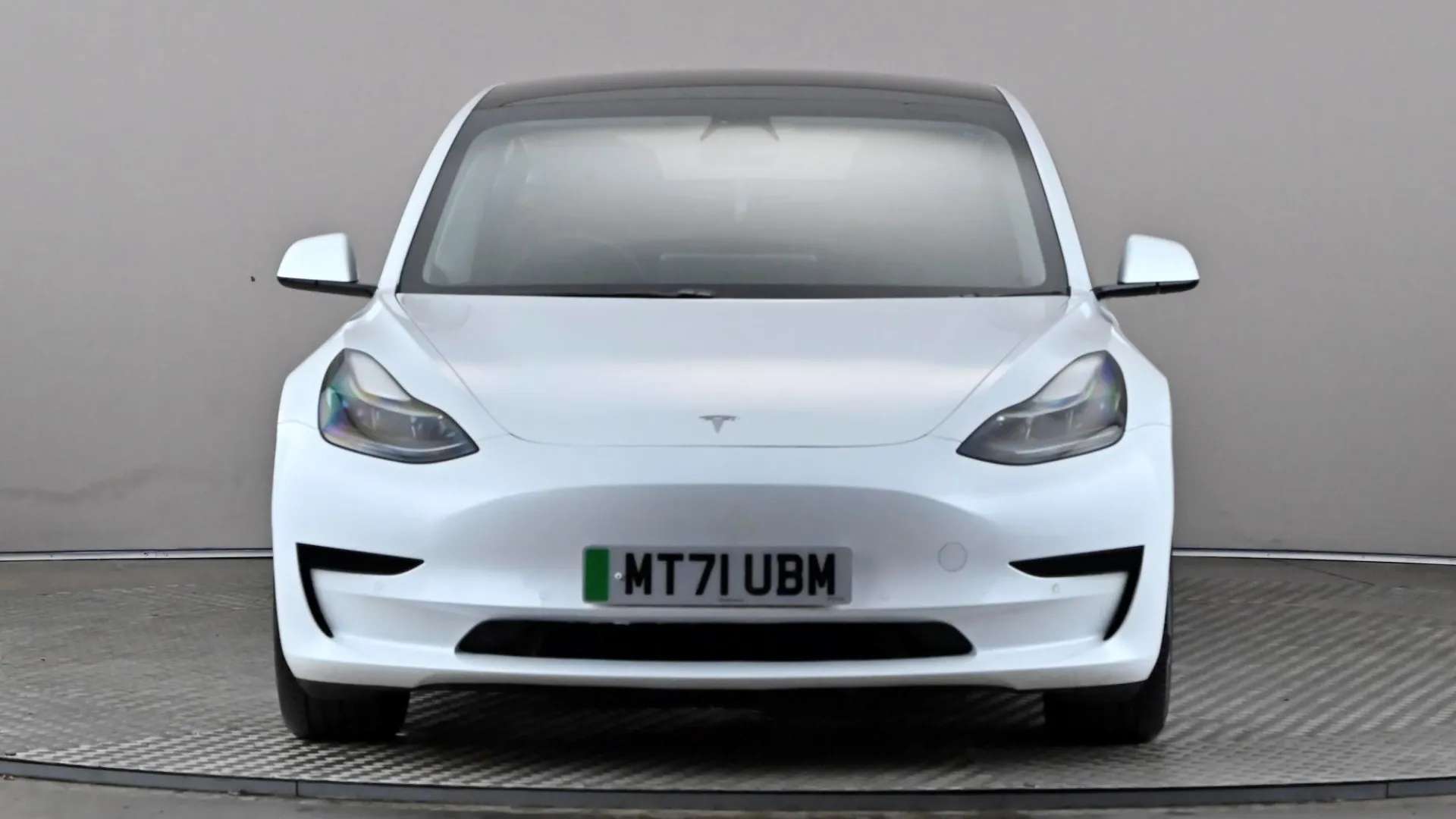 A 2021 TESLA MODEL 3 Standard Plus Auto A 2021 TESLA MODEL 3 Standard Plus Auto