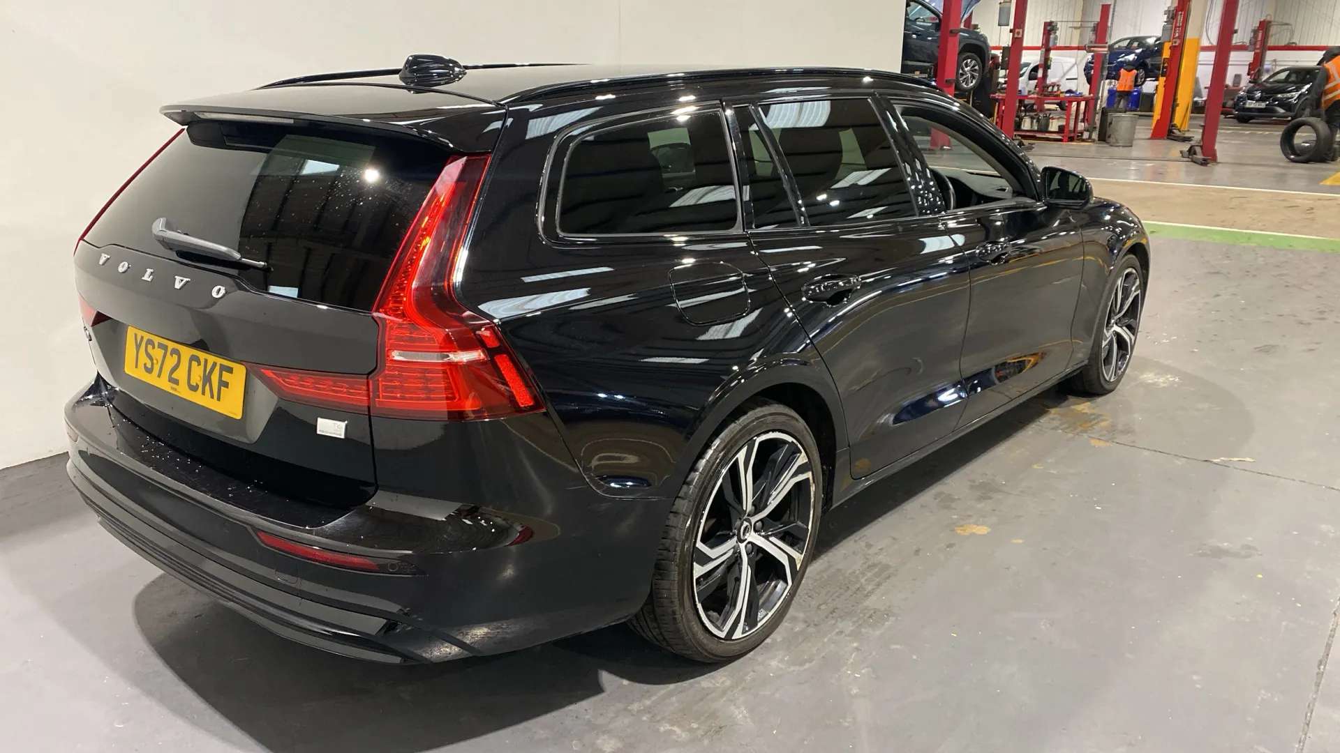 2022 VOLVO V60 2022 VOLVO V60