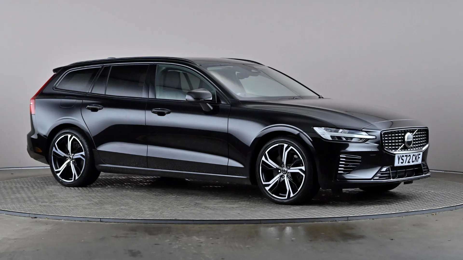 2022 VOLVO V60 2022 VOLVO V60