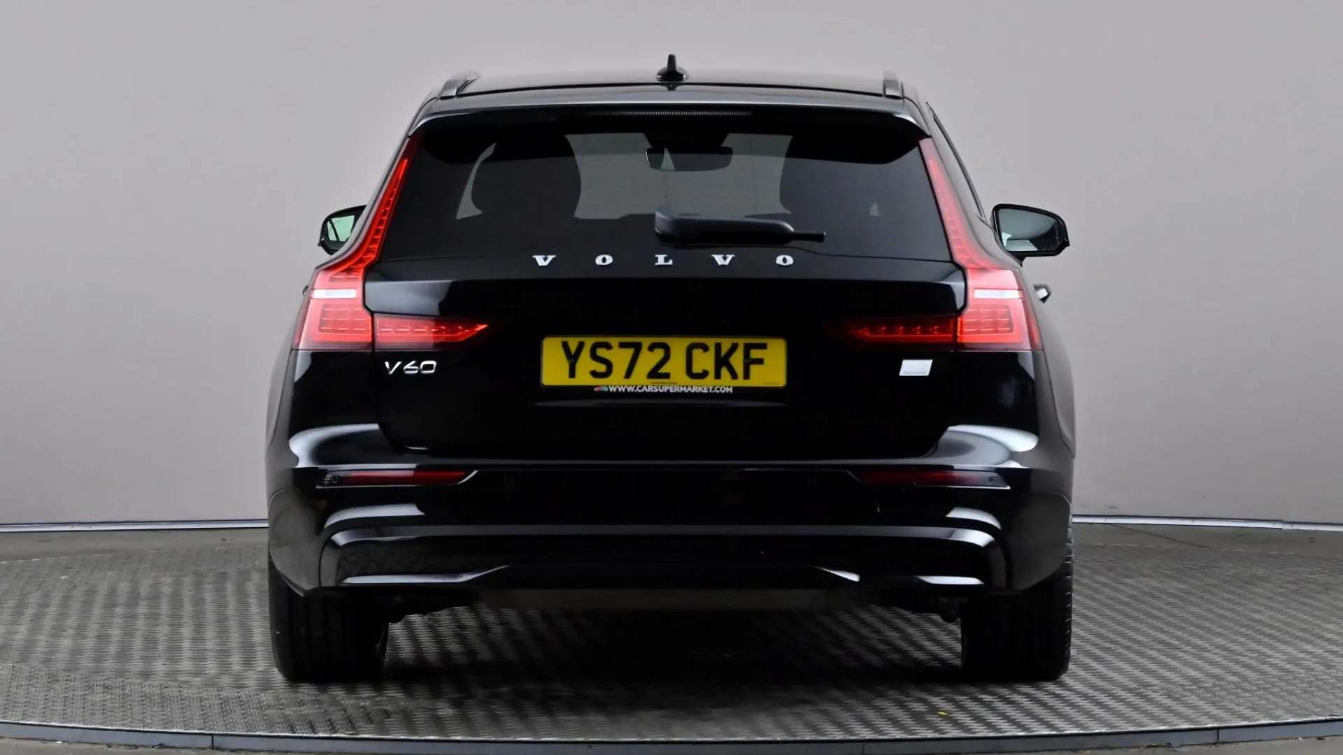 2022 VOLVO V60 2022 VOLVO V60