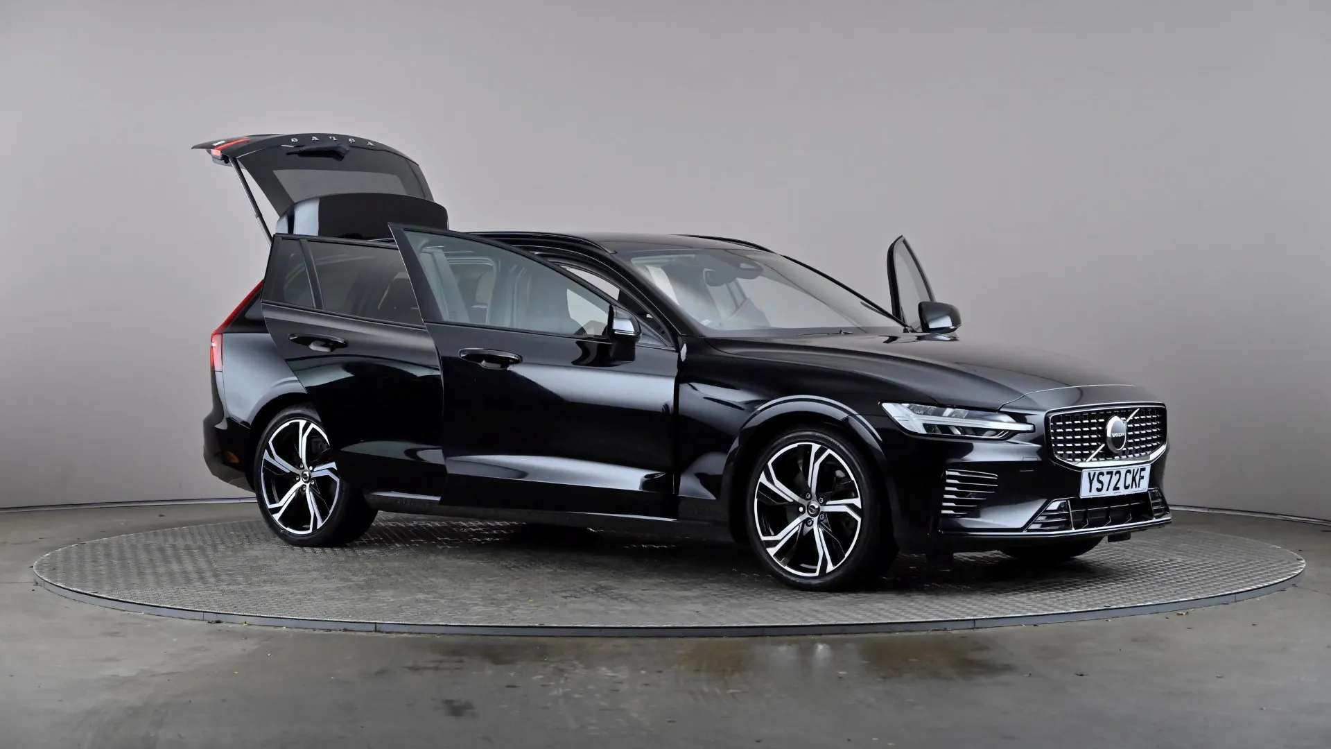 2022 VOLVO V60 2022 VOLVO V60