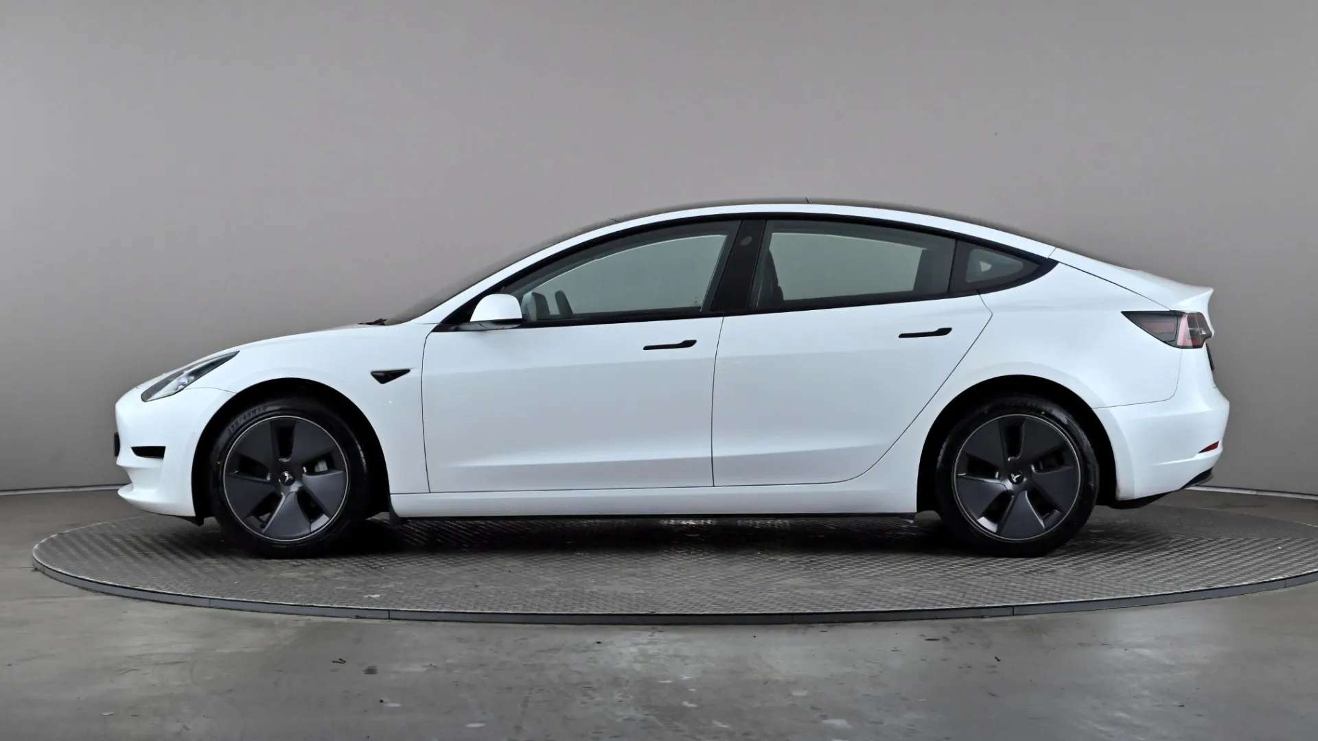 A 2022 TESLA MODEL 3 RWD Auto A 2022 TESLA MODEL 3 RWD Auto