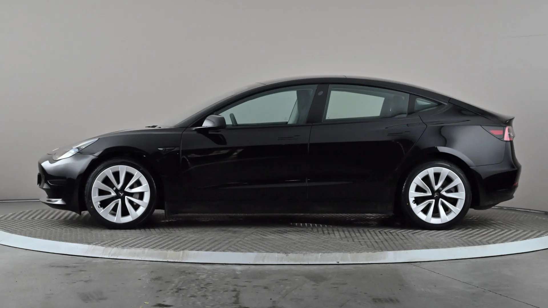 A 2022 TESLA MODEL 3 RWD Auto A 2022 TESLA MODEL 3 RWD Auto