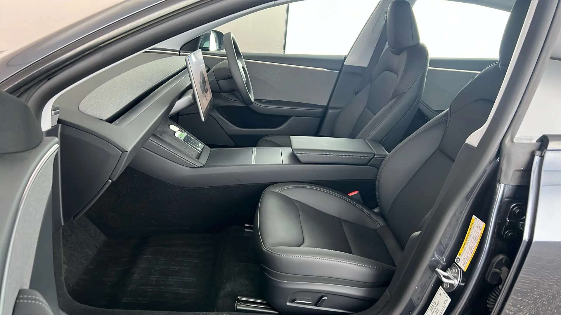 2025 TESLA MODEL 3 2025 TESLA MODEL 3