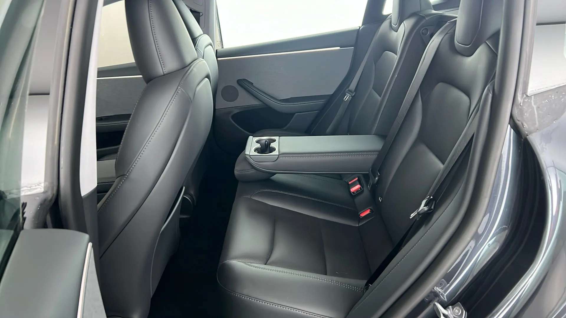 2025 TESLA MODEL 3 2025 TESLA MODEL 3
