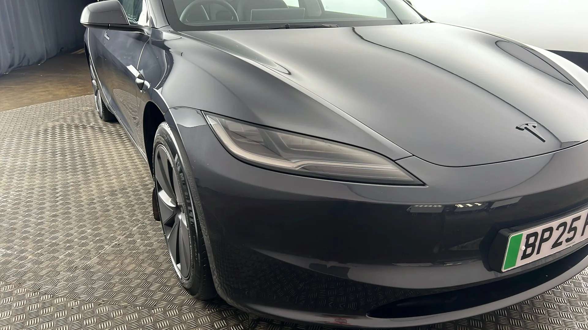 2025 TESLA MODEL 3 2025 TESLA MODEL 3
