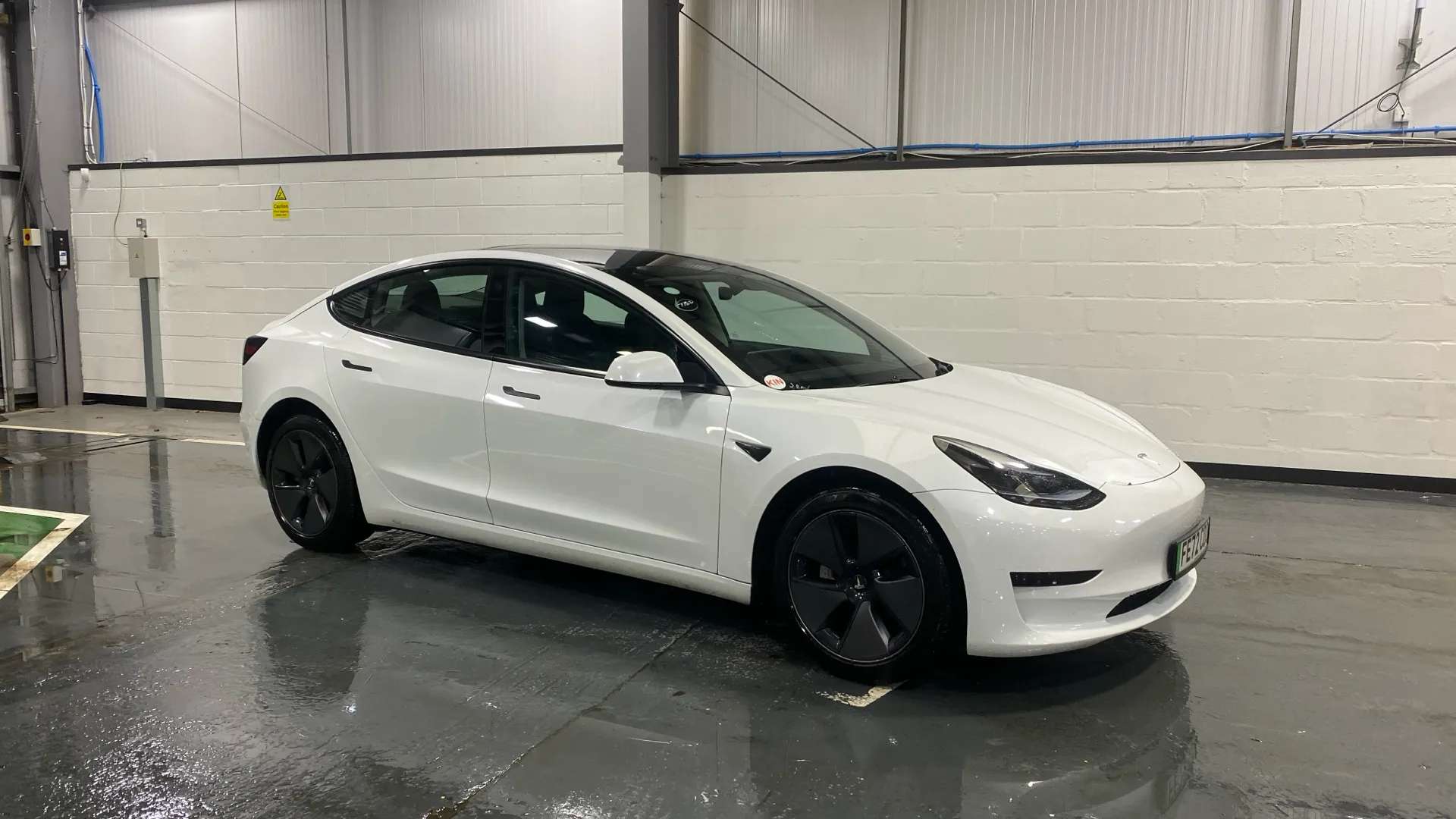 A 2022 TESLA MODEL 3 RWD Auto A 2022 TESLA MODEL 3 RWD Auto