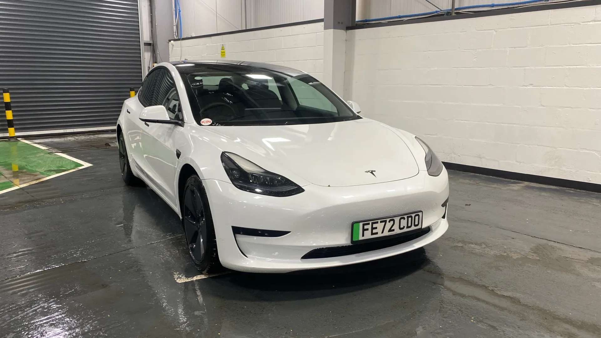 A 2022 TESLA MODEL 3 RWD Auto A 2022 TESLA MODEL 3 RWD Auto