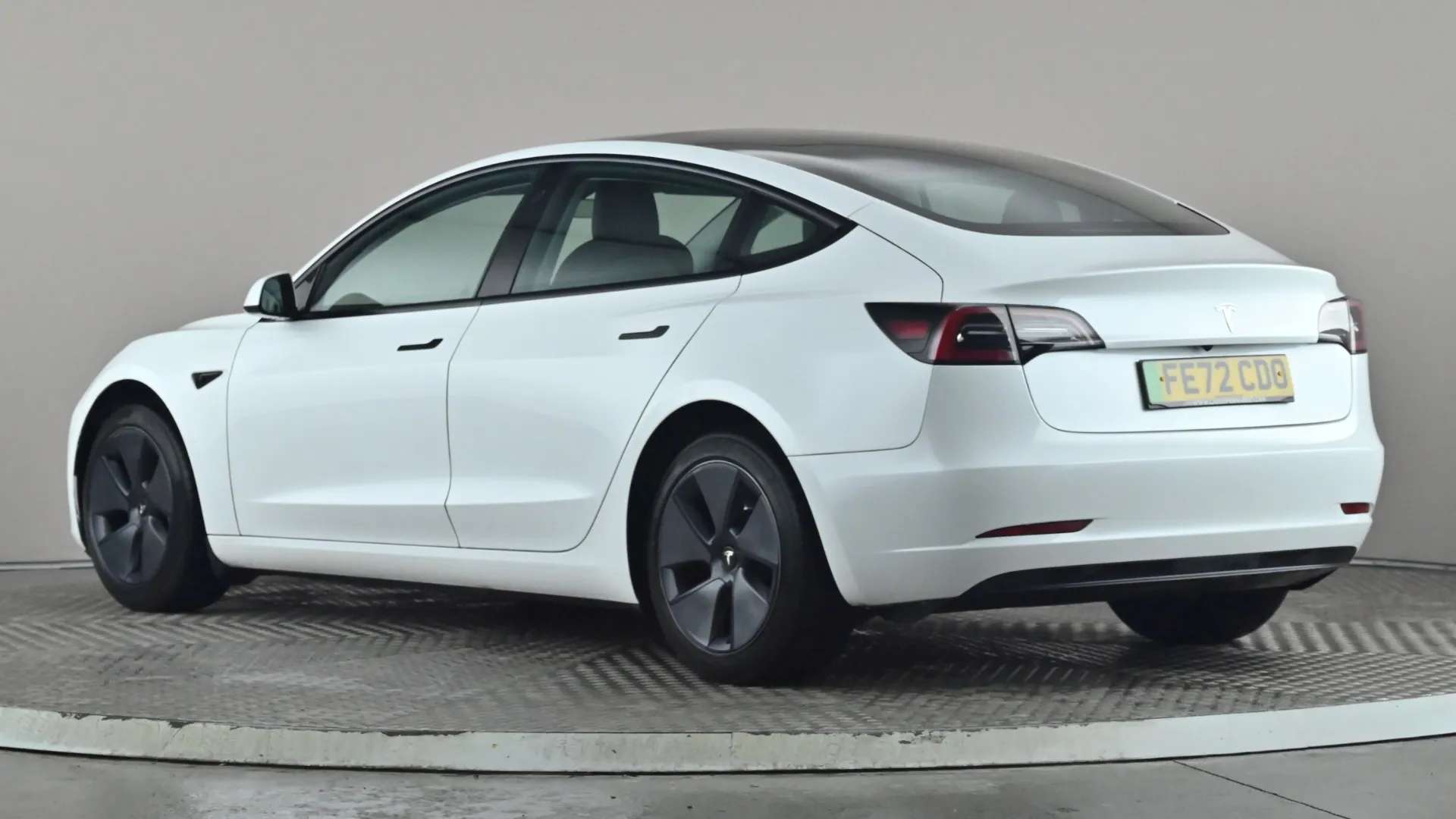 A 2022 TESLA MODEL 3 RWD Auto A 2022 TESLA MODEL 3 RWD Auto