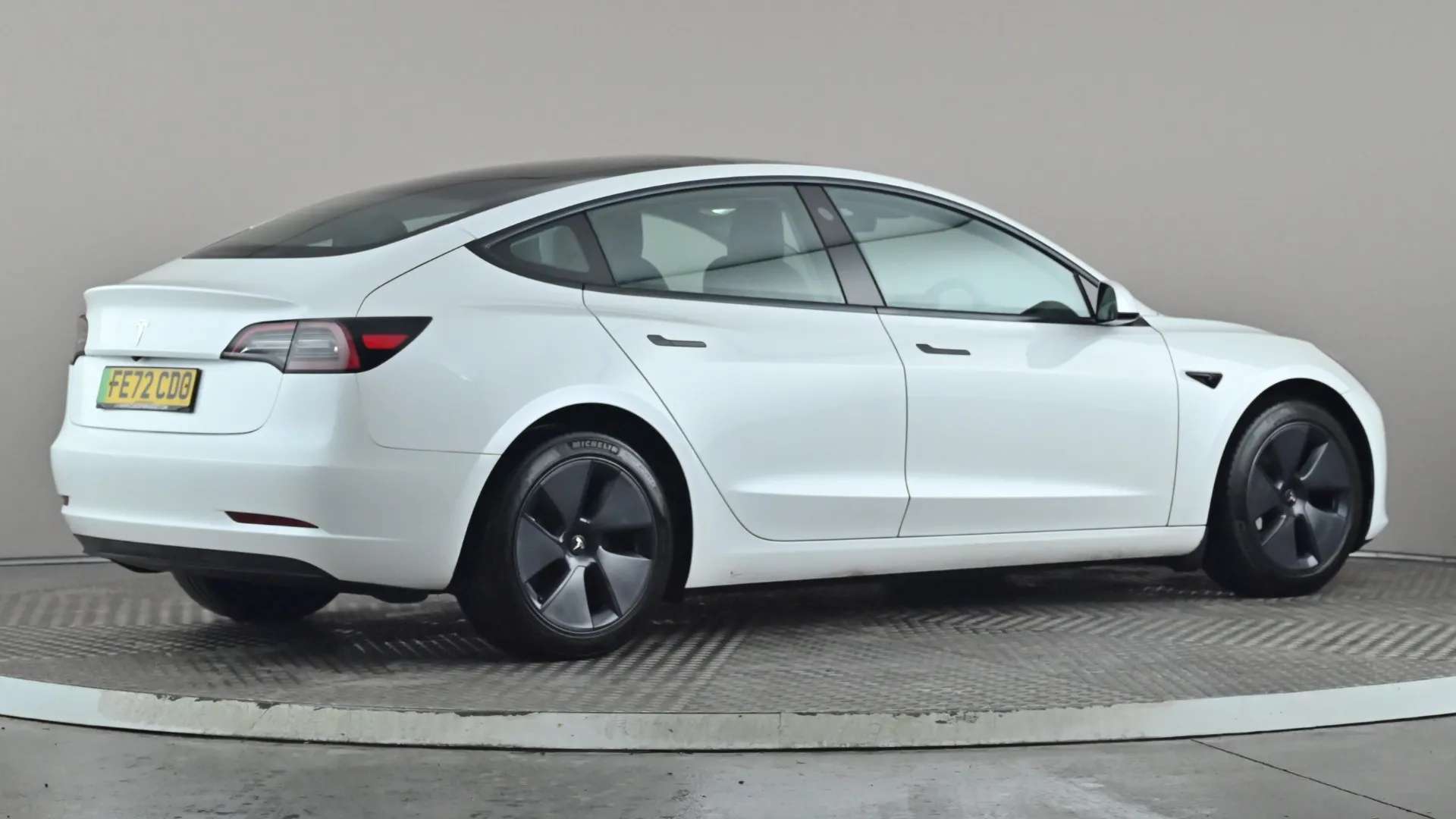 2022 TESLA MODEL 3 2022 TESLA MODEL 3
