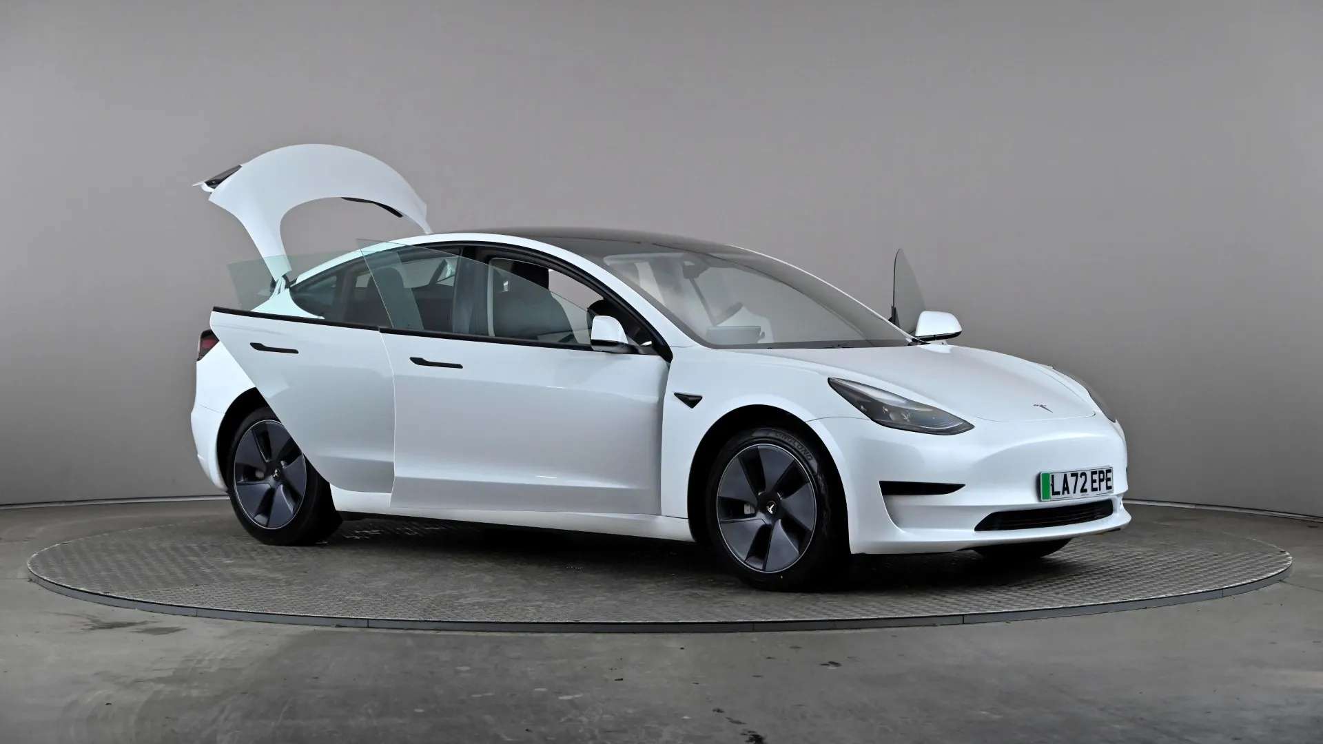 2022 TESLA MODEL 3 2022 TESLA MODEL 3
