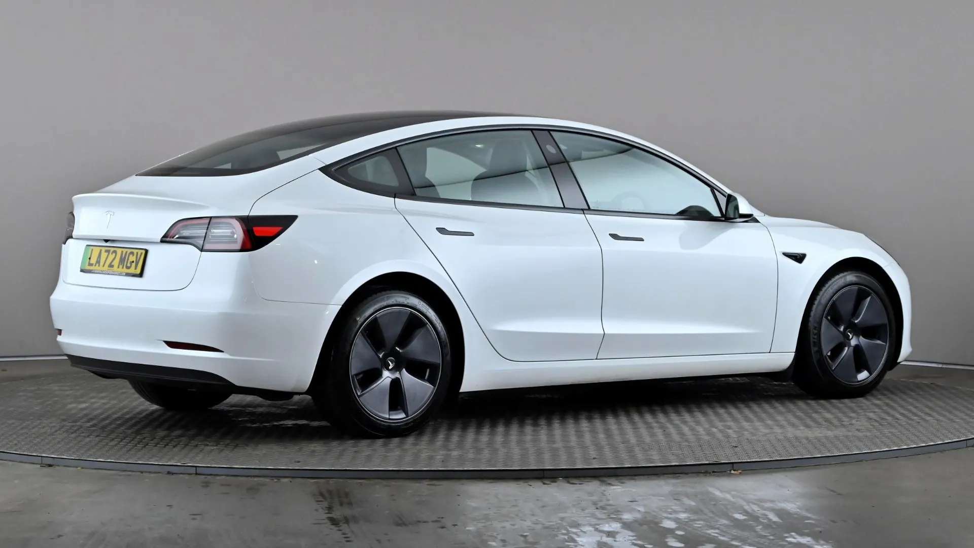 2022 TESLA MODEL 3 2022 TESLA MODEL 3