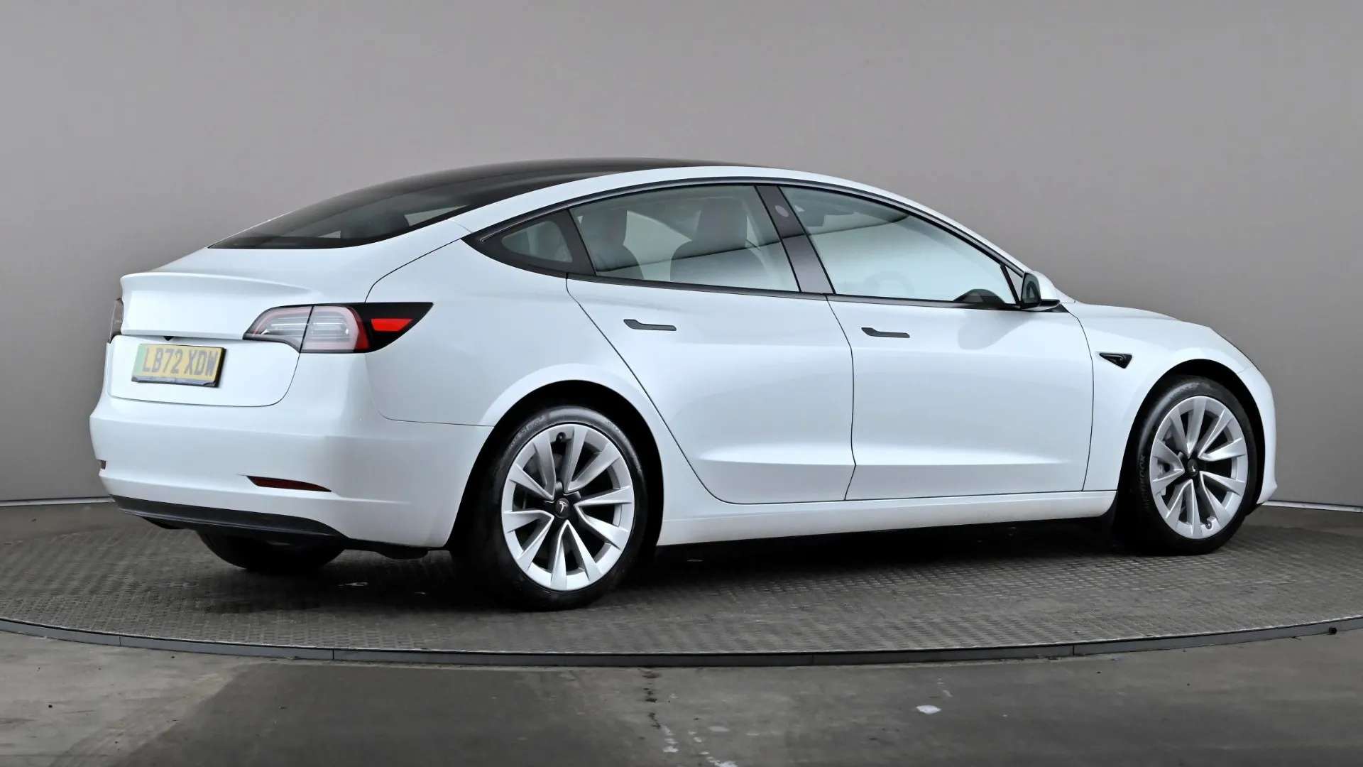2022 TESLA MODEL 3 2022 TESLA MODEL 3