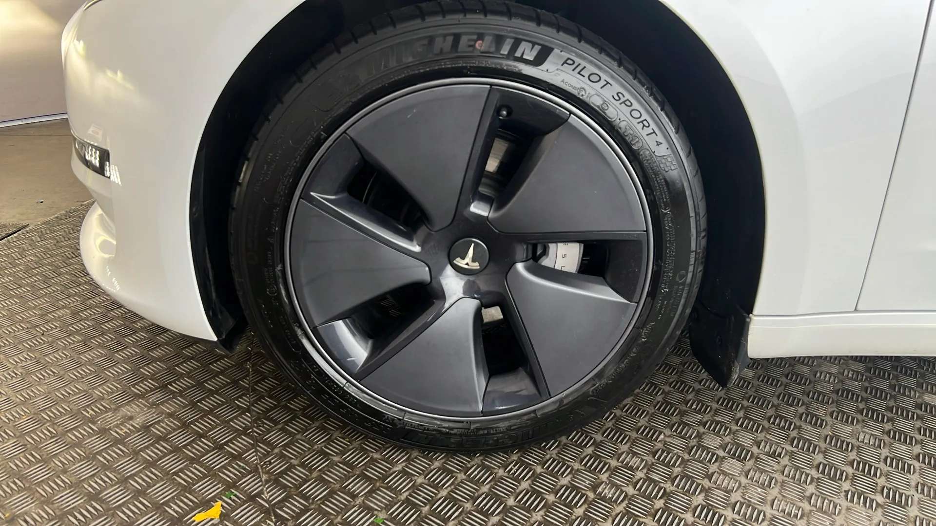 2022 TESLA MODEL 3 2022 TESLA MODEL 3