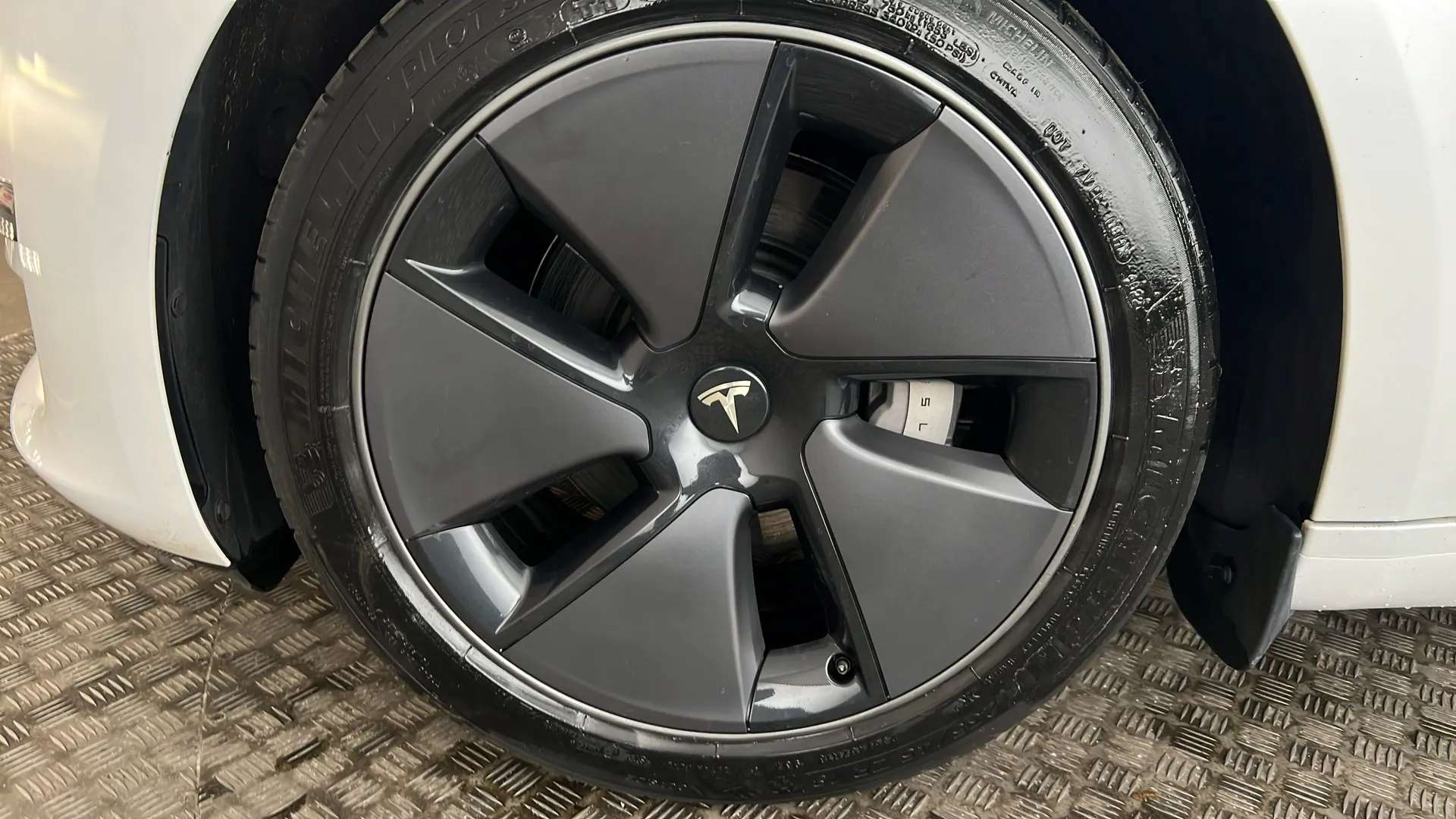 2023 TESLA MODEL 3 2023 TESLA MODEL 3