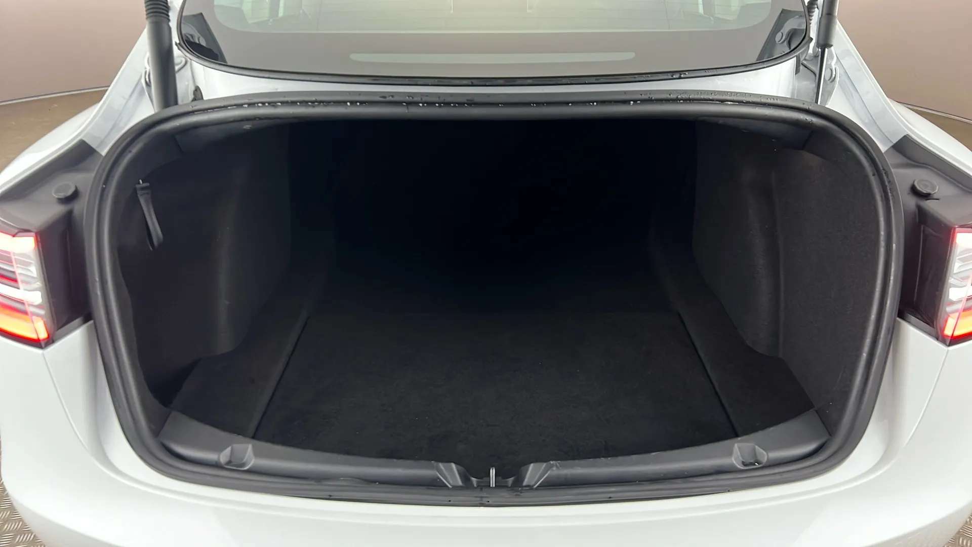 2023 TESLA MODEL 3 2023 TESLA MODEL 3