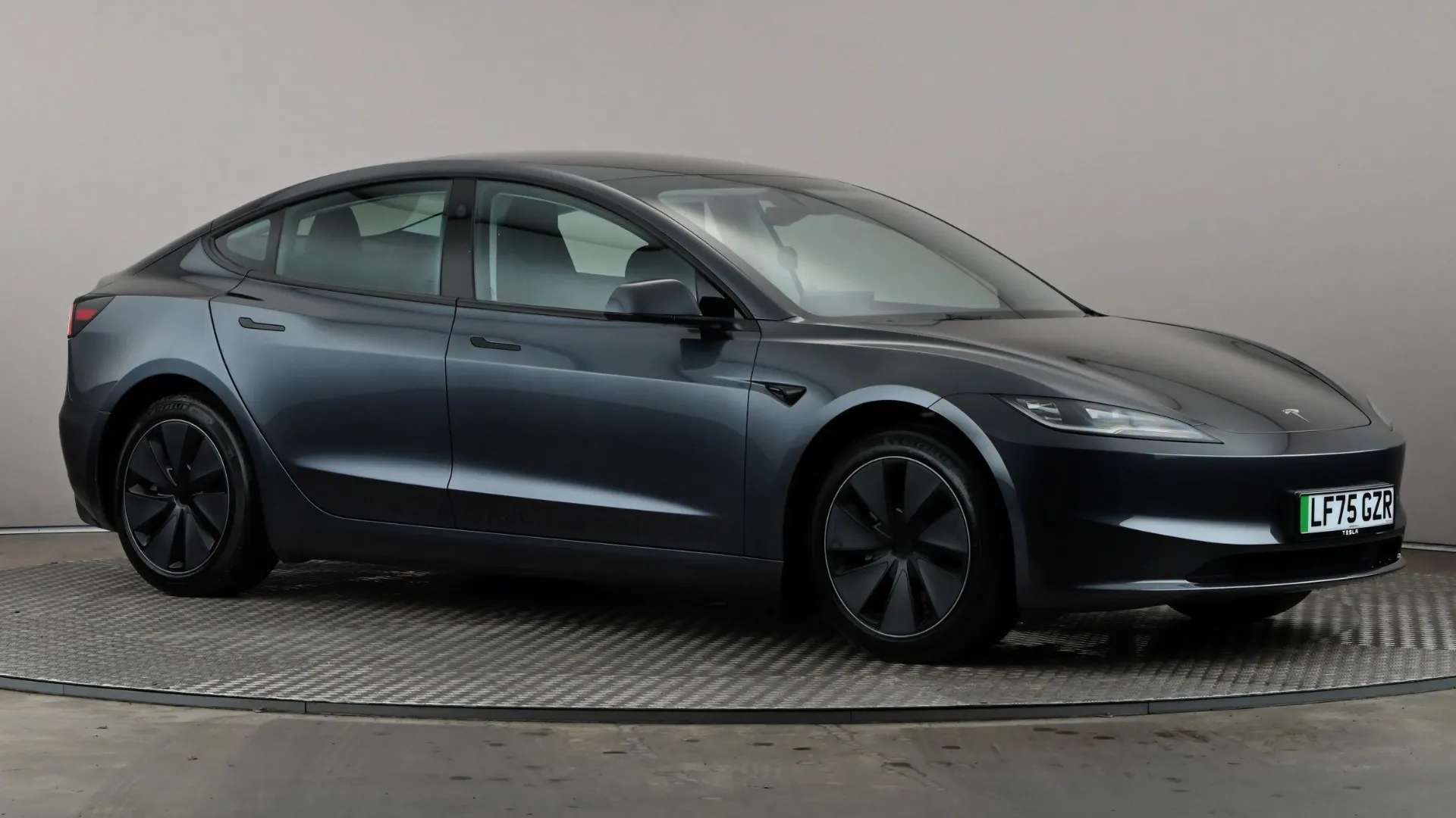 A 2025 TESLA MODEL 3 RWD Auto A 2025 TESLA MODEL 3 RWD Auto