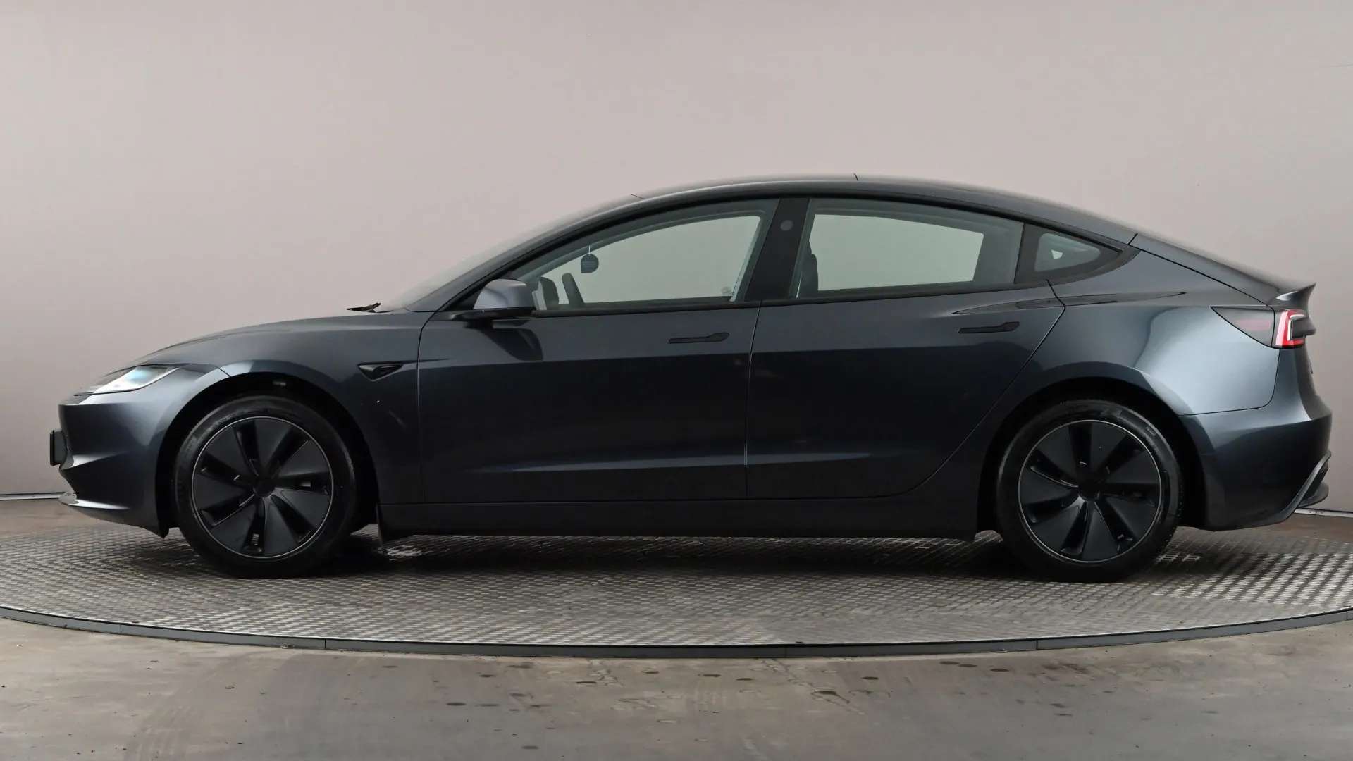 A 2025 TESLA MODEL 3 RWD Auto A 2025 TESLA MODEL 3 RWD Auto