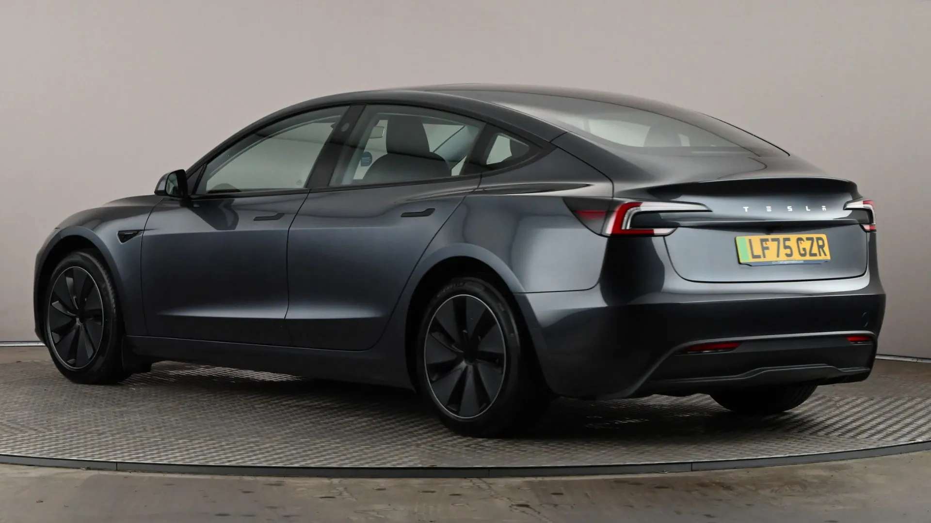 A 2025 TESLA MODEL 3 RWD Auto A 2025 TESLA MODEL 3 RWD Auto