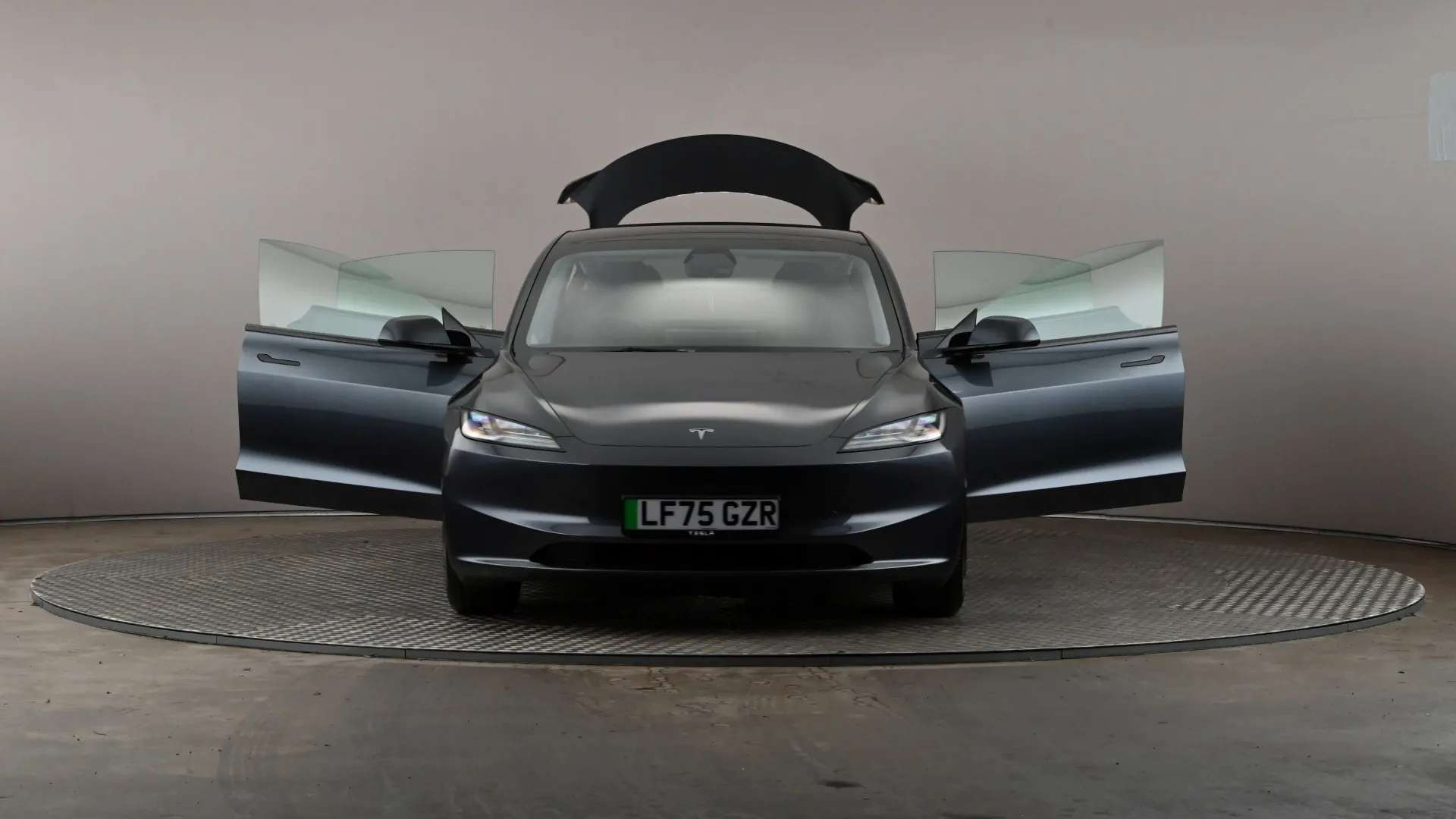 2025 TESLA MODEL 3 2025 TESLA MODEL 3