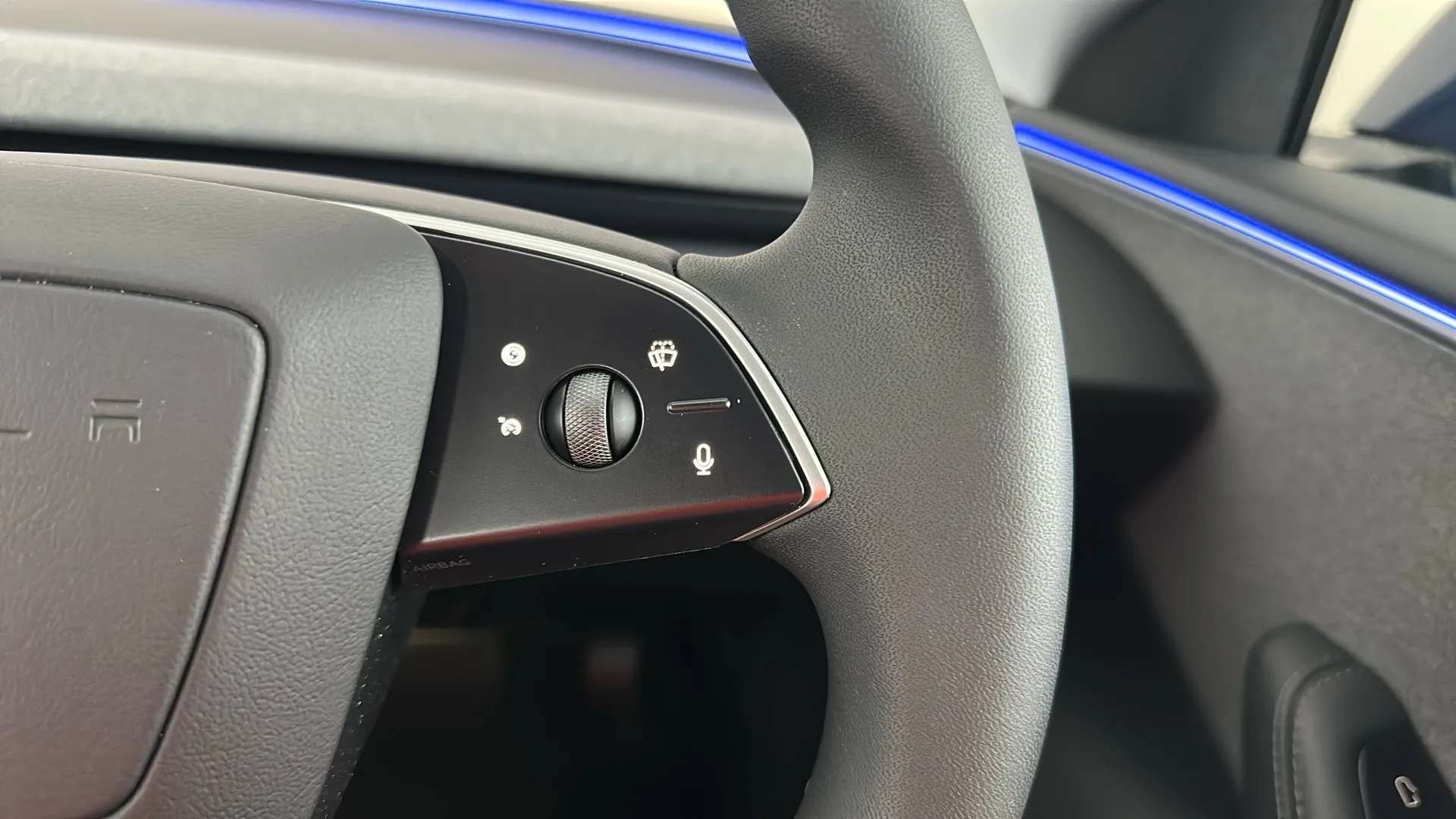 2025 TESLA MODEL 3 2025 TESLA MODEL 3