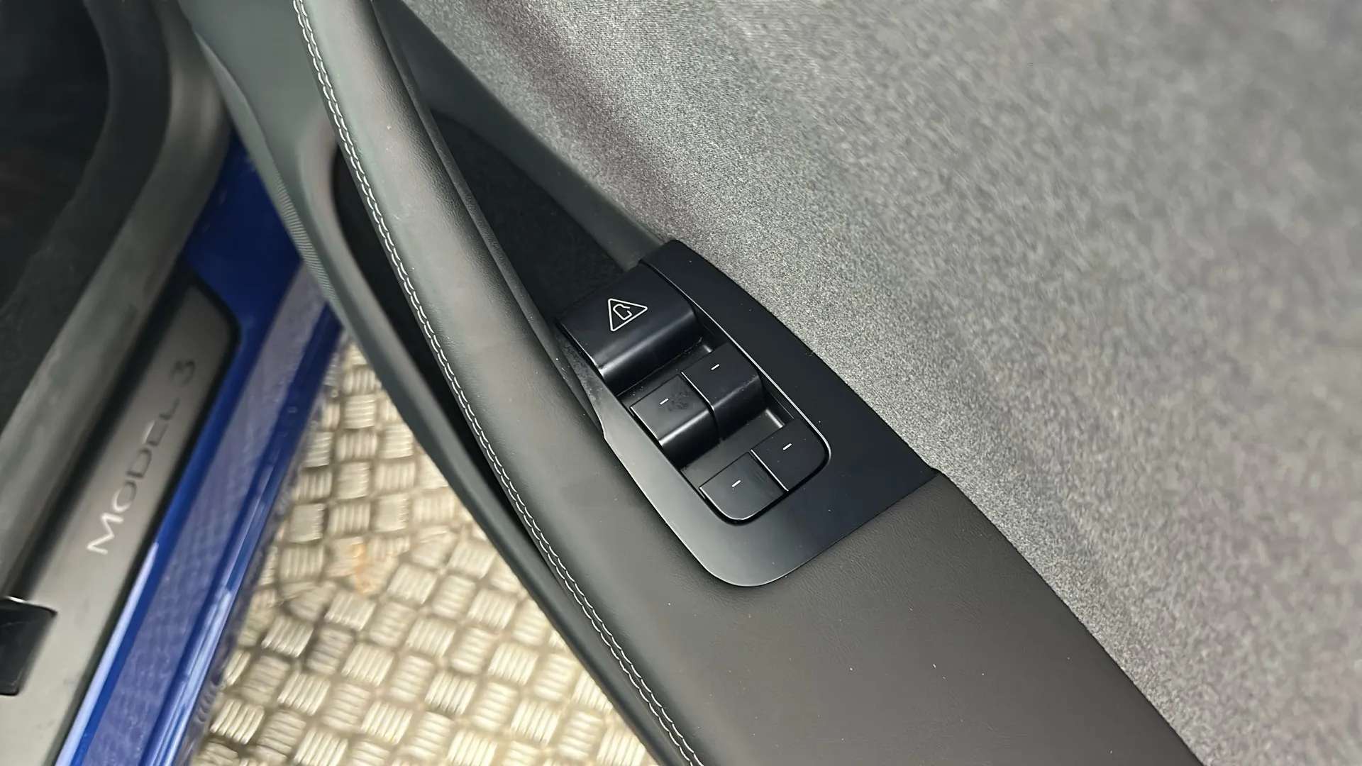 2025 TESLA MODEL 3 2025 TESLA MODEL 3