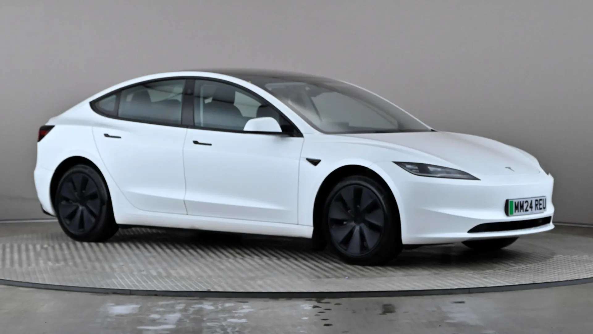 A 2024 TESLA MODEL 3 RWD Auto A 2024 TESLA MODEL 3 RWD Auto