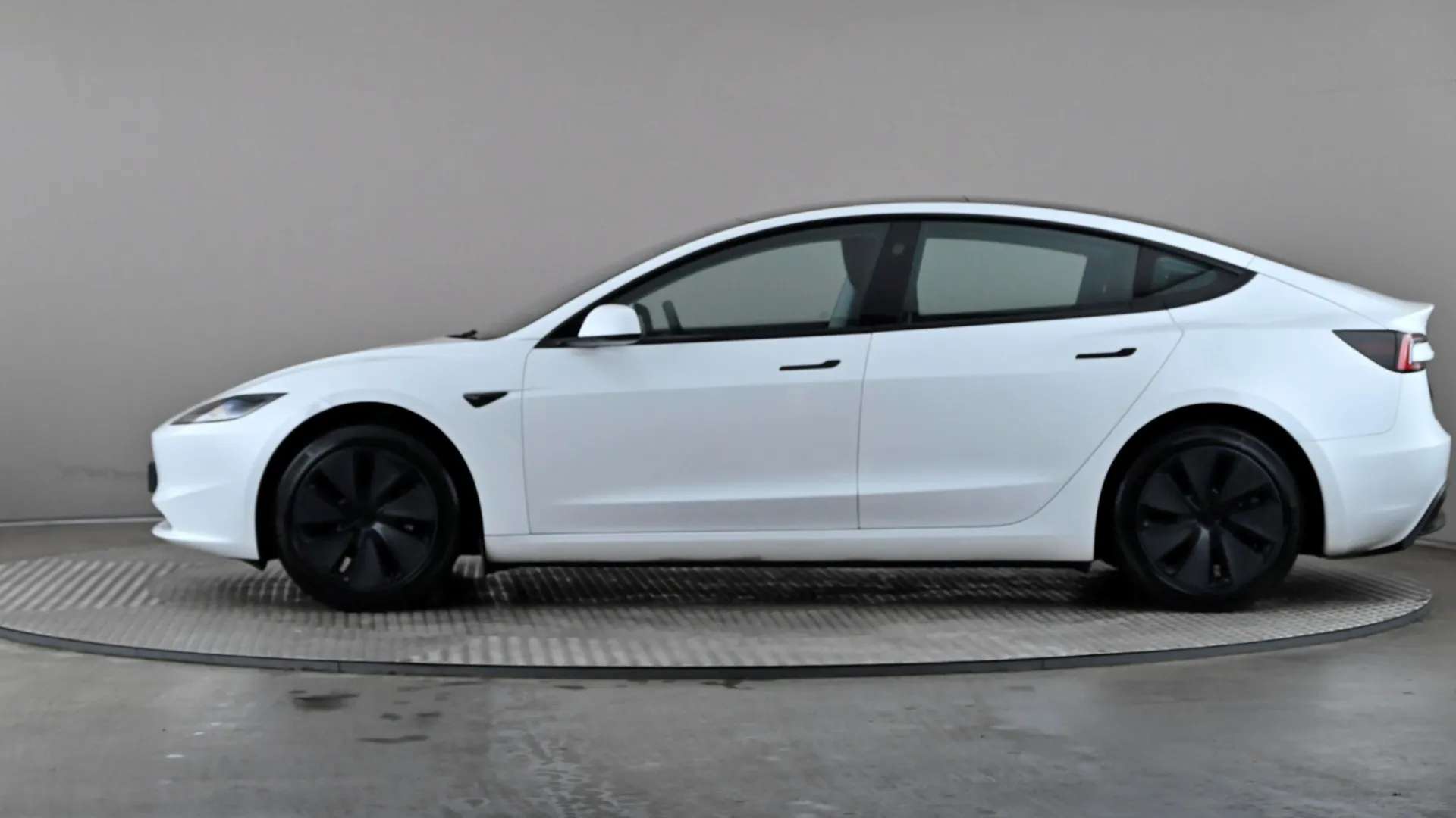 A 2024 TESLA MODEL 3 RWD Auto A 2024 TESLA MODEL 3 RWD Auto