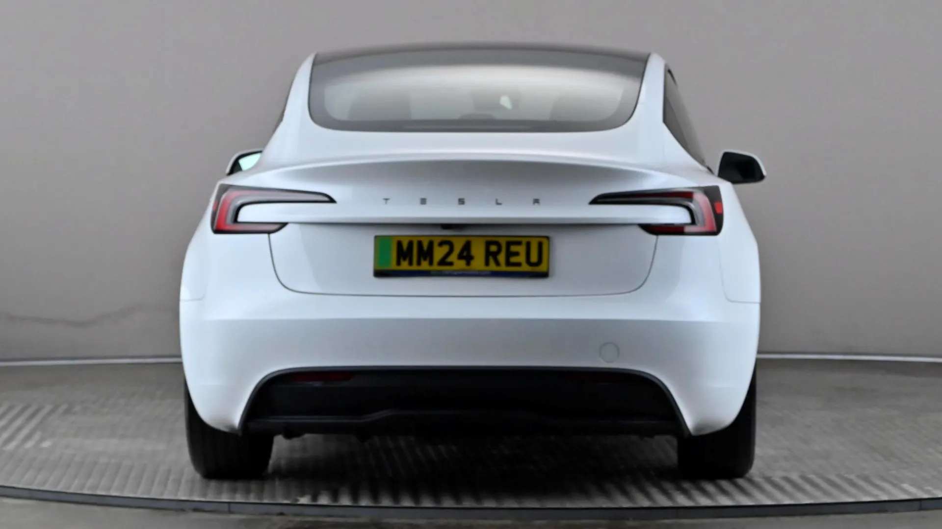 2024 TESLA MODEL 3 2024 TESLA MODEL 3