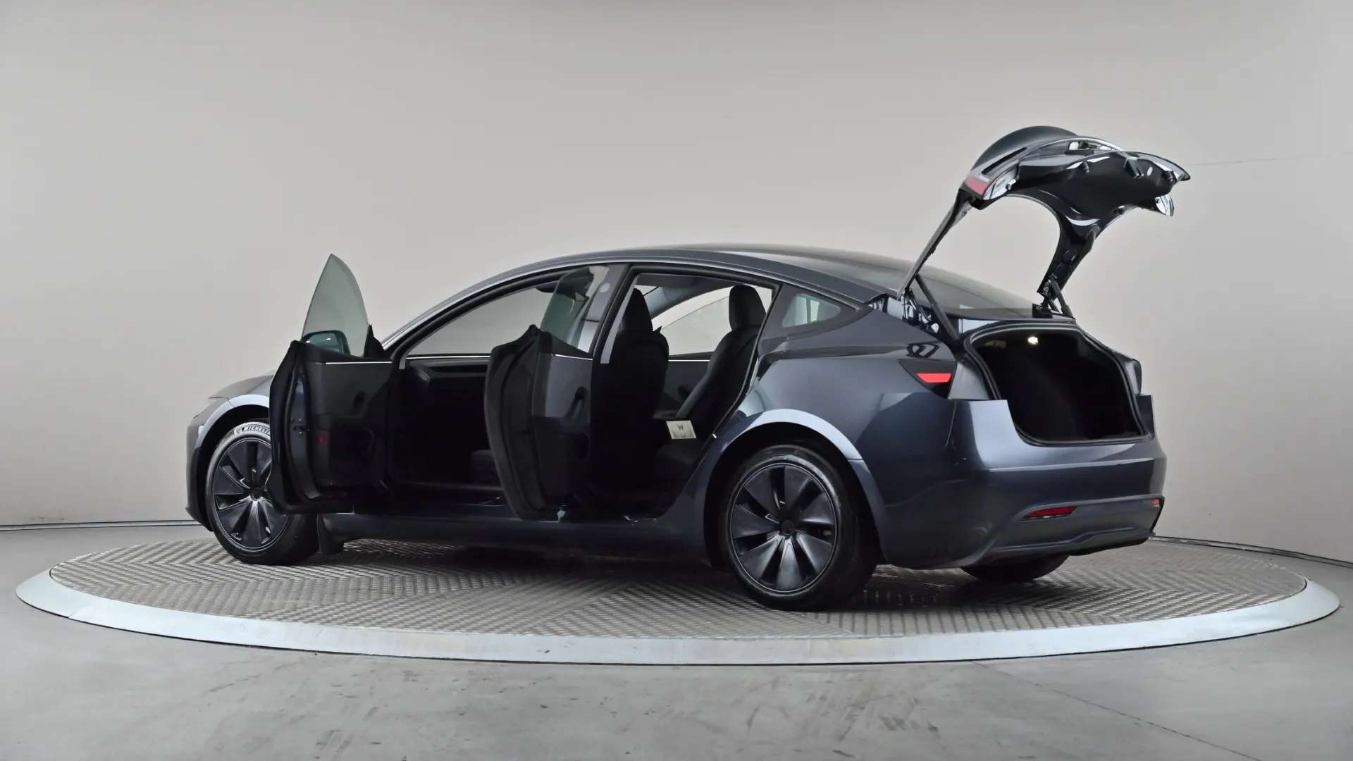 2025 TESLA MODEL 3 2025 TESLA MODEL 3
