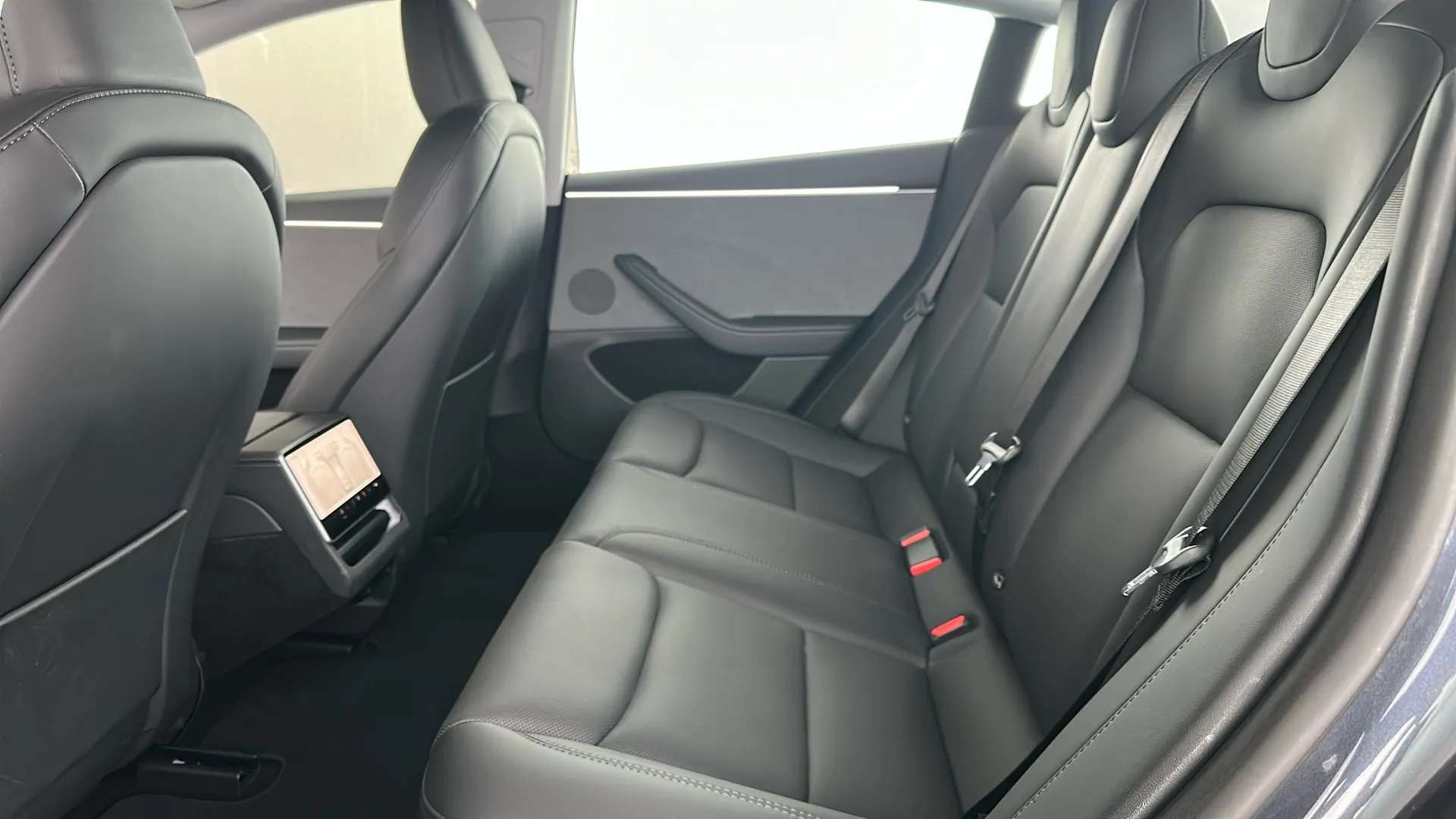 2025 TESLA MODEL 3 2025 TESLA MODEL 3