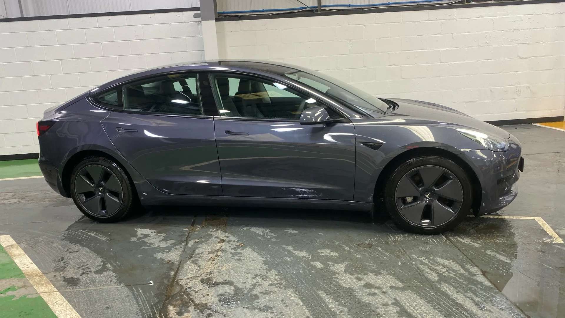 A 2023 TESLA MODEL 3 RWD Auto A 2023 TESLA MODEL 3 RWD Auto
