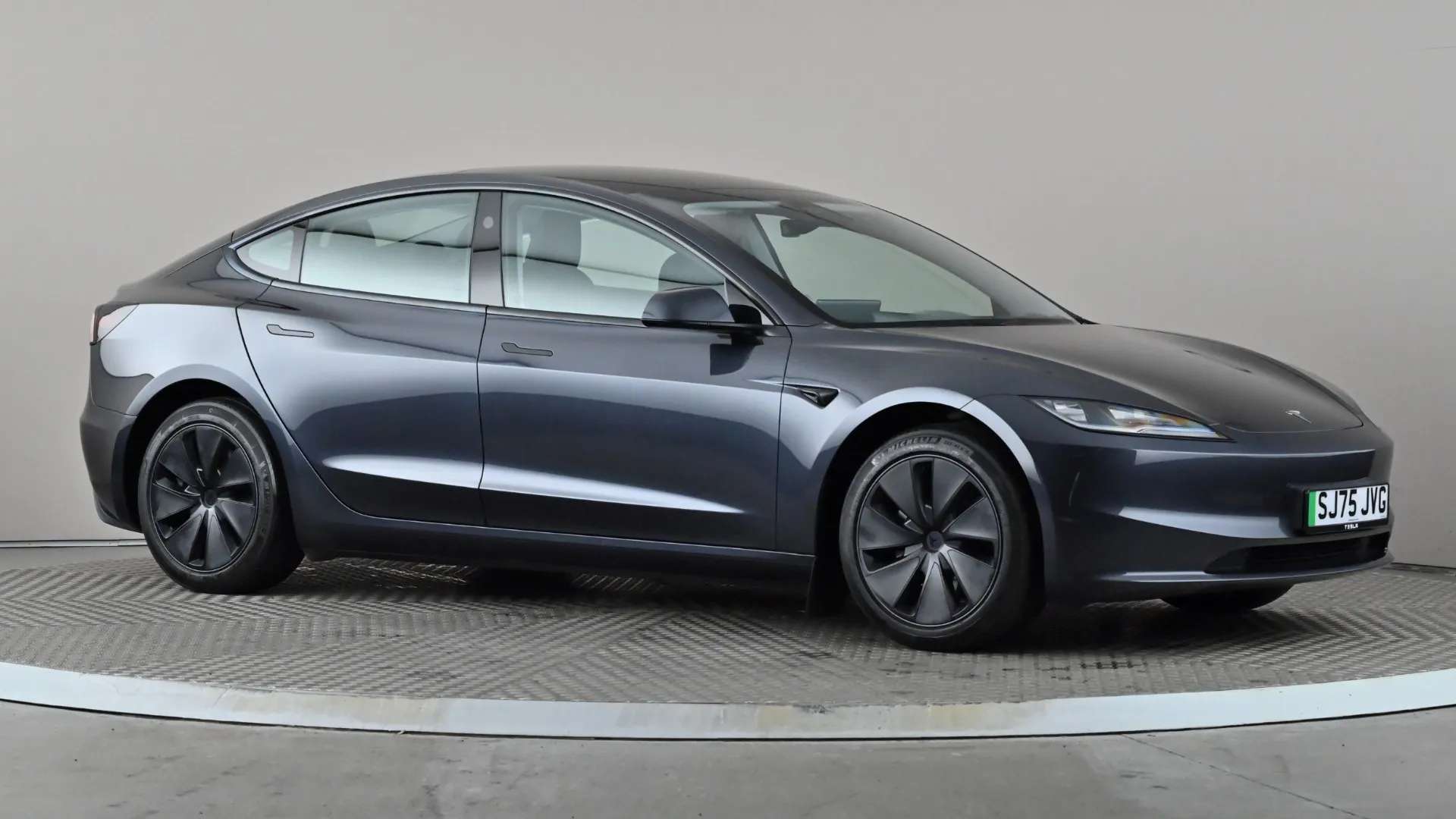 A 2025 TESLA MODEL 3 RWD Auto A 2025 TESLA MODEL 3 RWD Auto