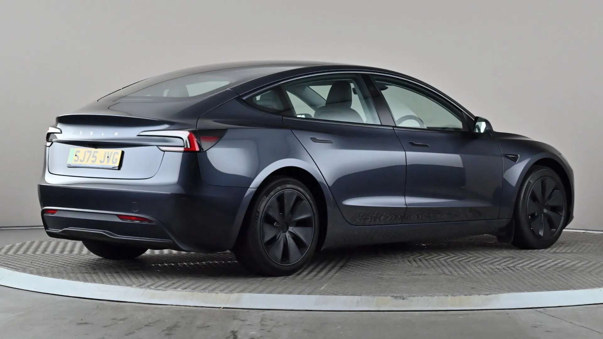 2025 TESLA MODEL 3 2025 TESLA MODEL 3