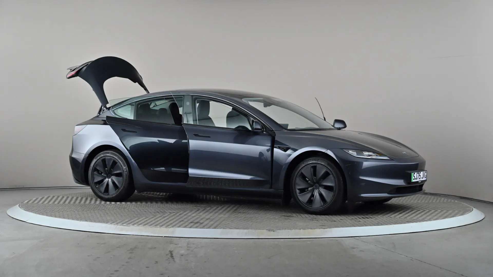 2025 TESLA MODEL 3 2025 TESLA MODEL 3