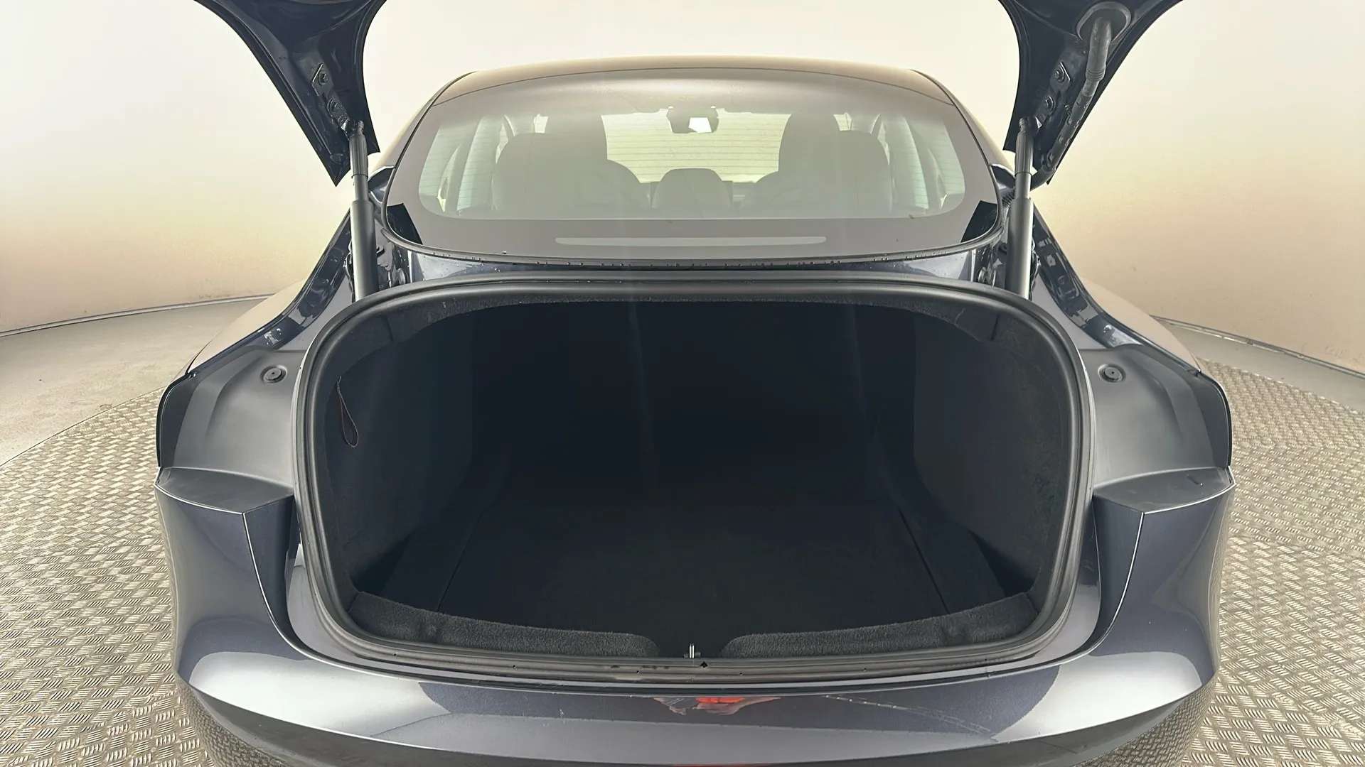 2025 TESLA MODEL 3 2025 TESLA MODEL 3