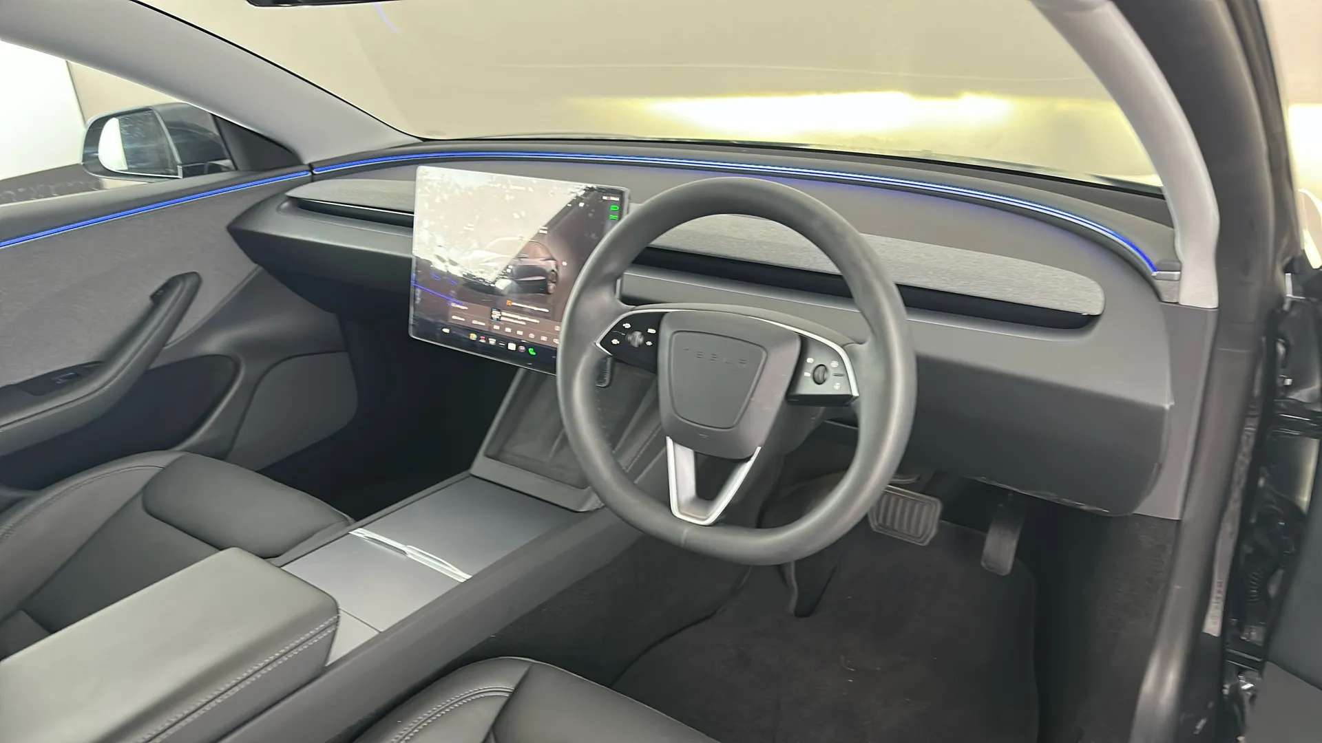 2025 TESLA MODEL 3 2025 TESLA MODEL 3