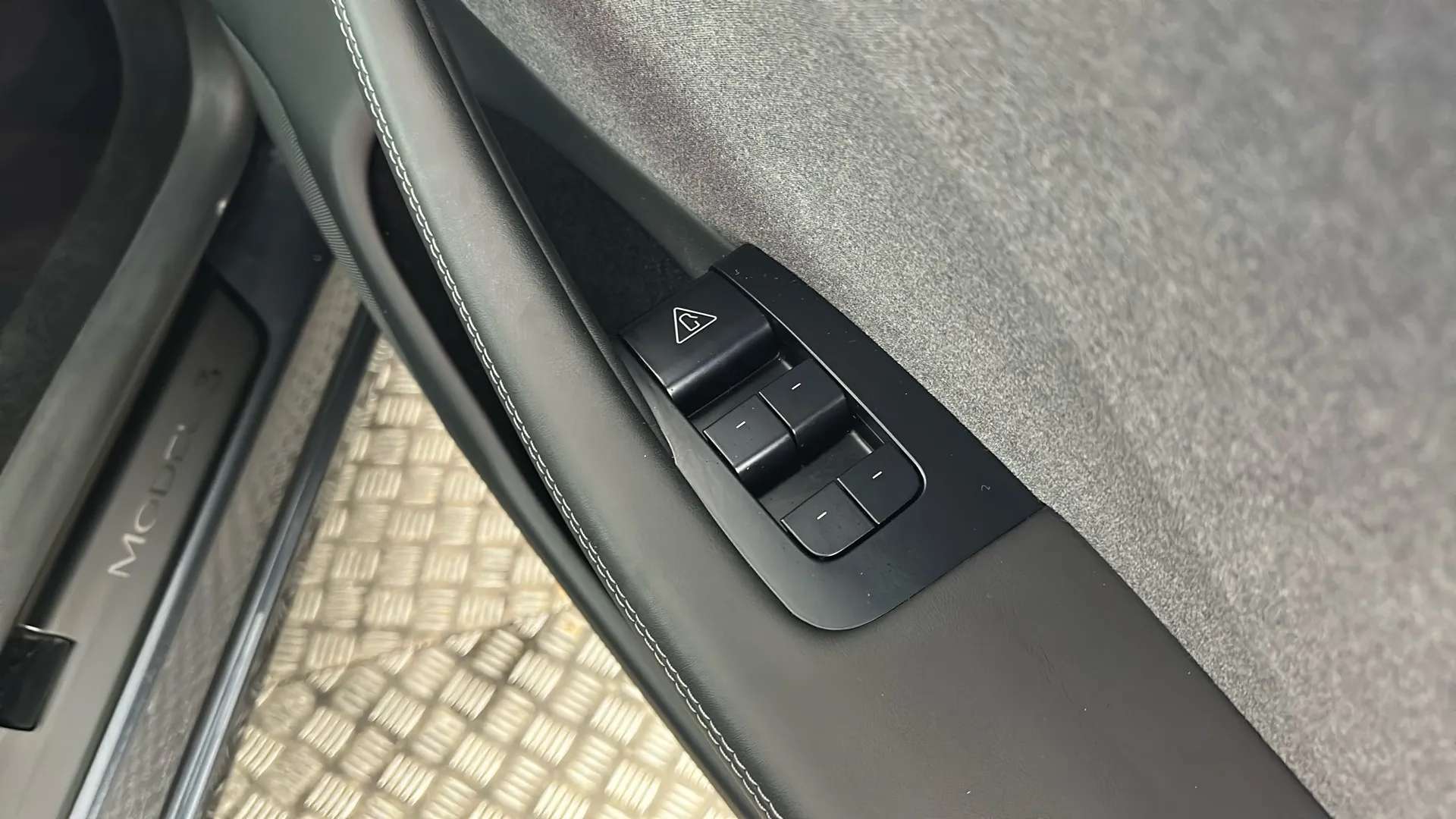 2025 TESLA MODEL 3 2025 TESLA MODEL 3
