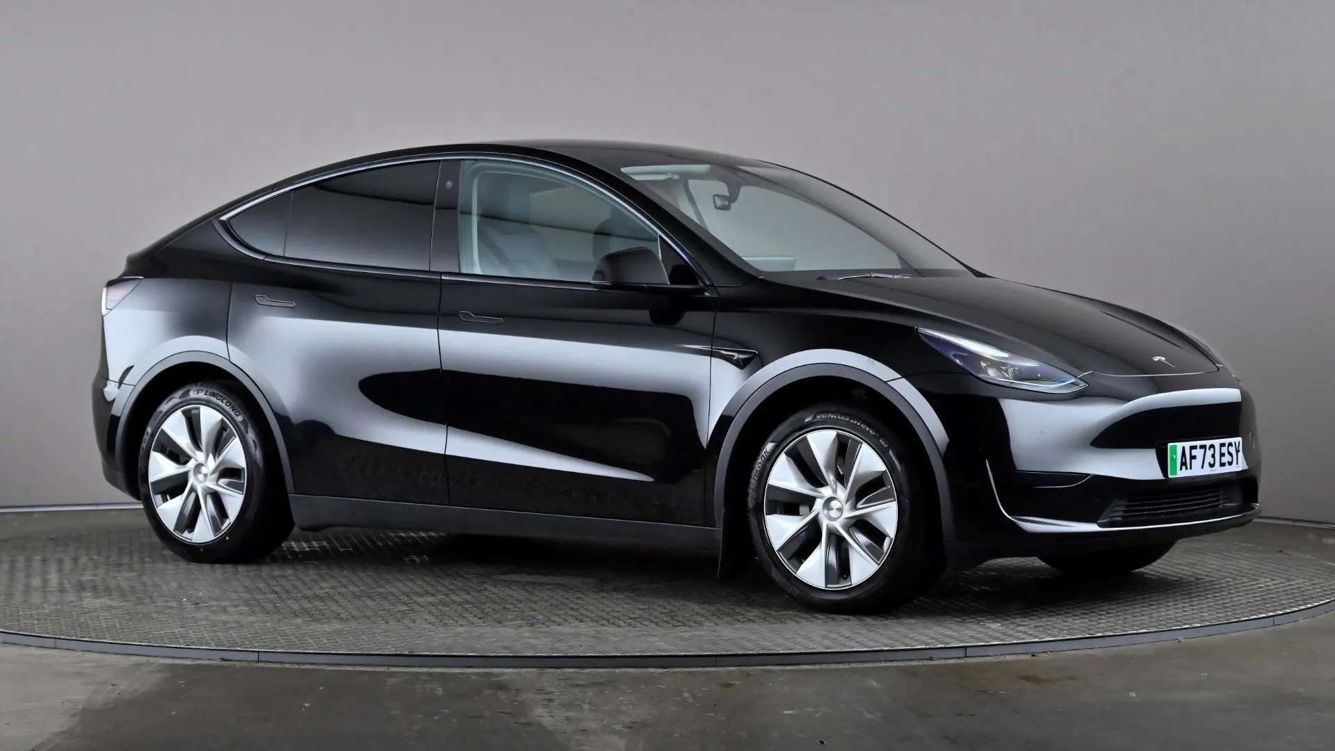 A 2023 TESLA MODEL Y RWD Auto A 2023 TESLA MODEL Y RWD Auto