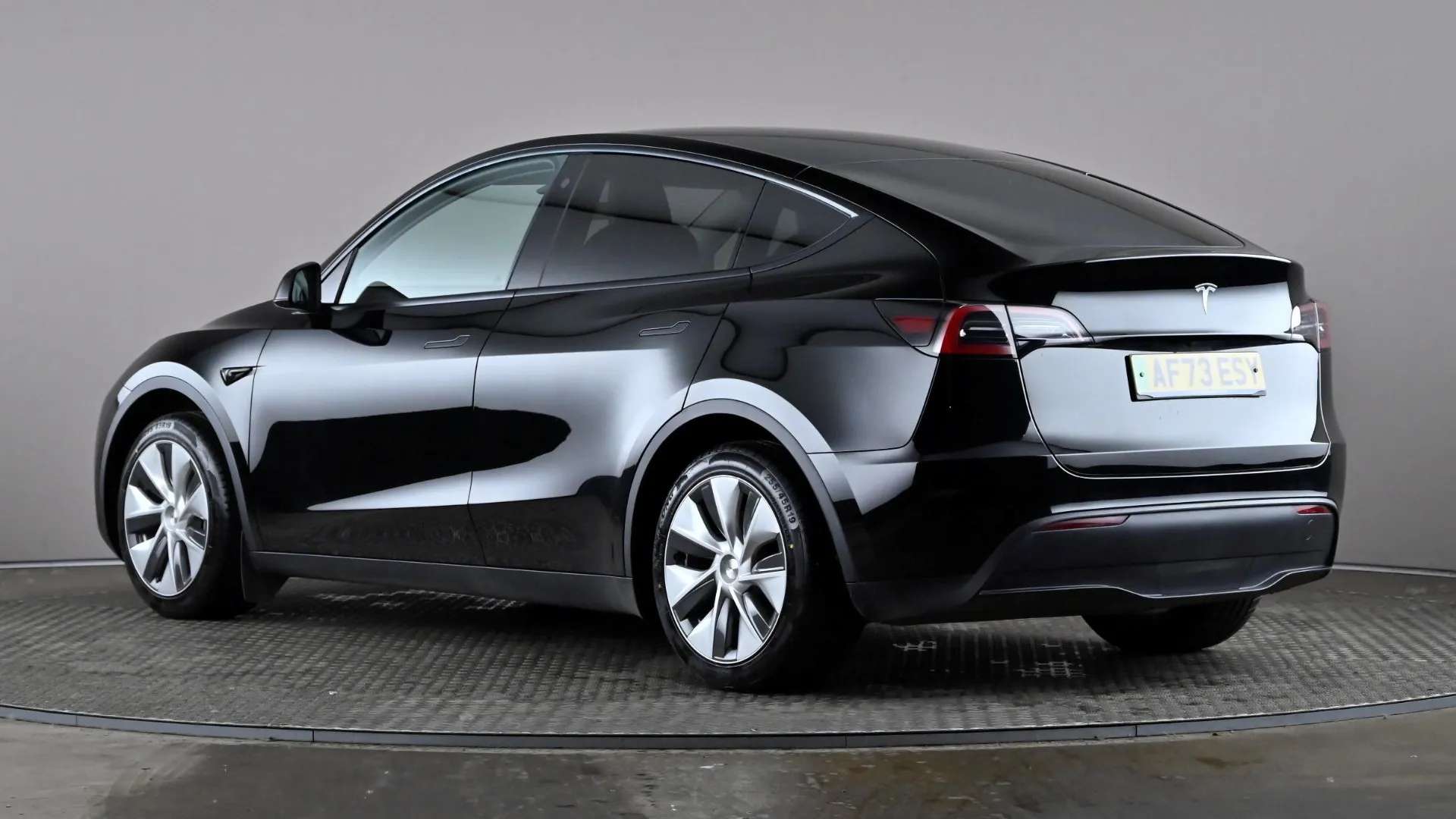 A 2023 TESLA MODEL Y RWD Auto A 2023 TESLA MODEL Y RWD Auto