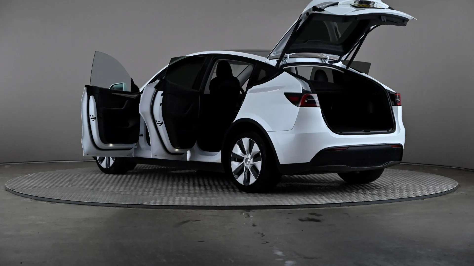 2023 TESLA MODEL Y 2023 TESLA MODEL Y