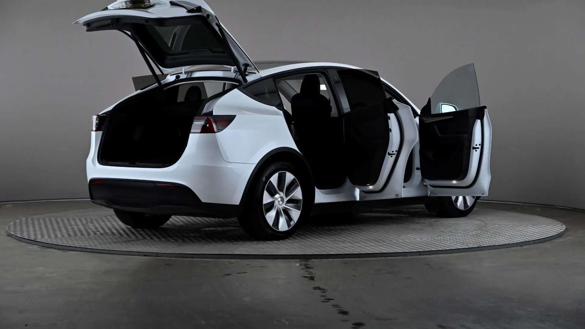 2023 TESLA MODEL Y 2023 TESLA MODEL Y
