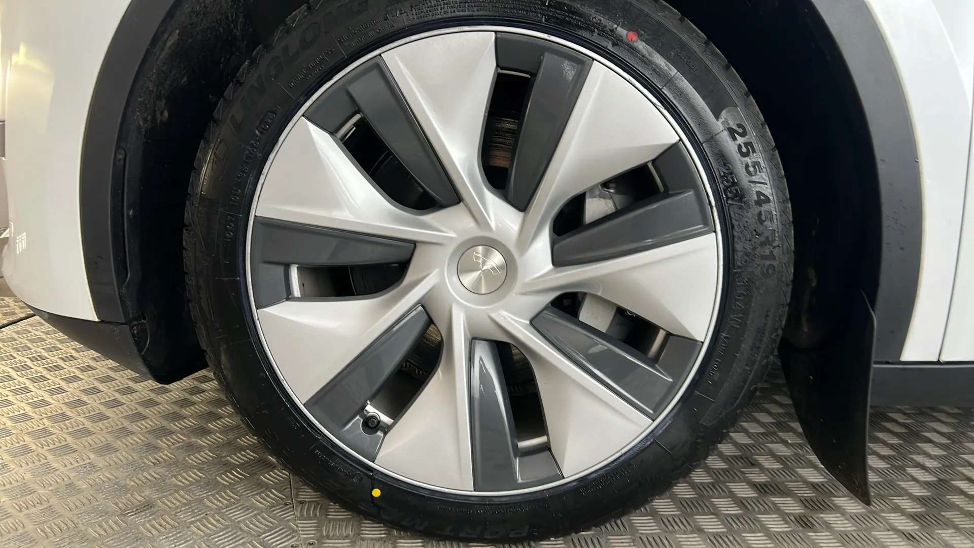 2023 TESLA MODEL Y 2023 TESLA MODEL Y