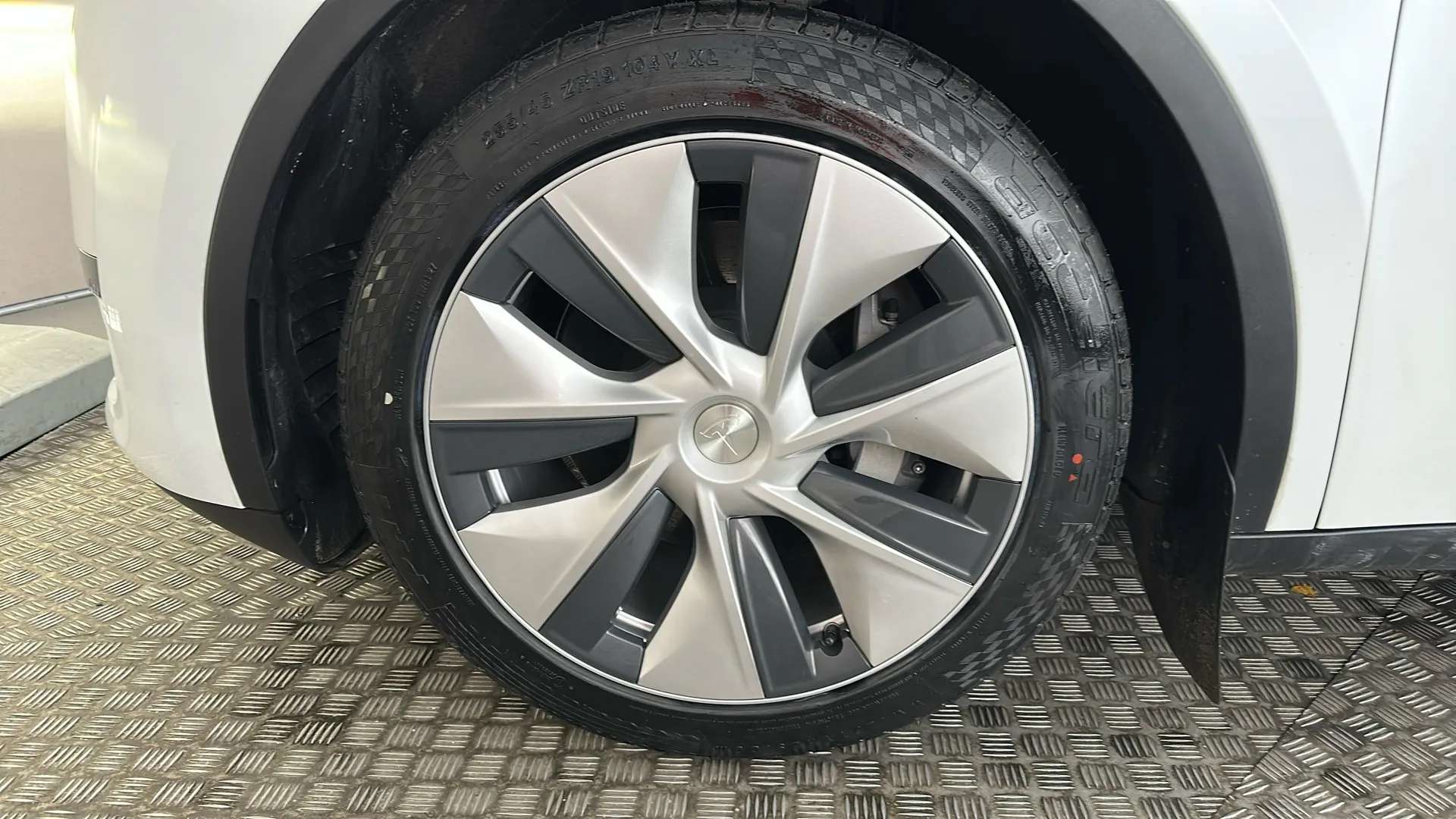 2022 TESLA MODEL Y 2022 TESLA MODEL Y
