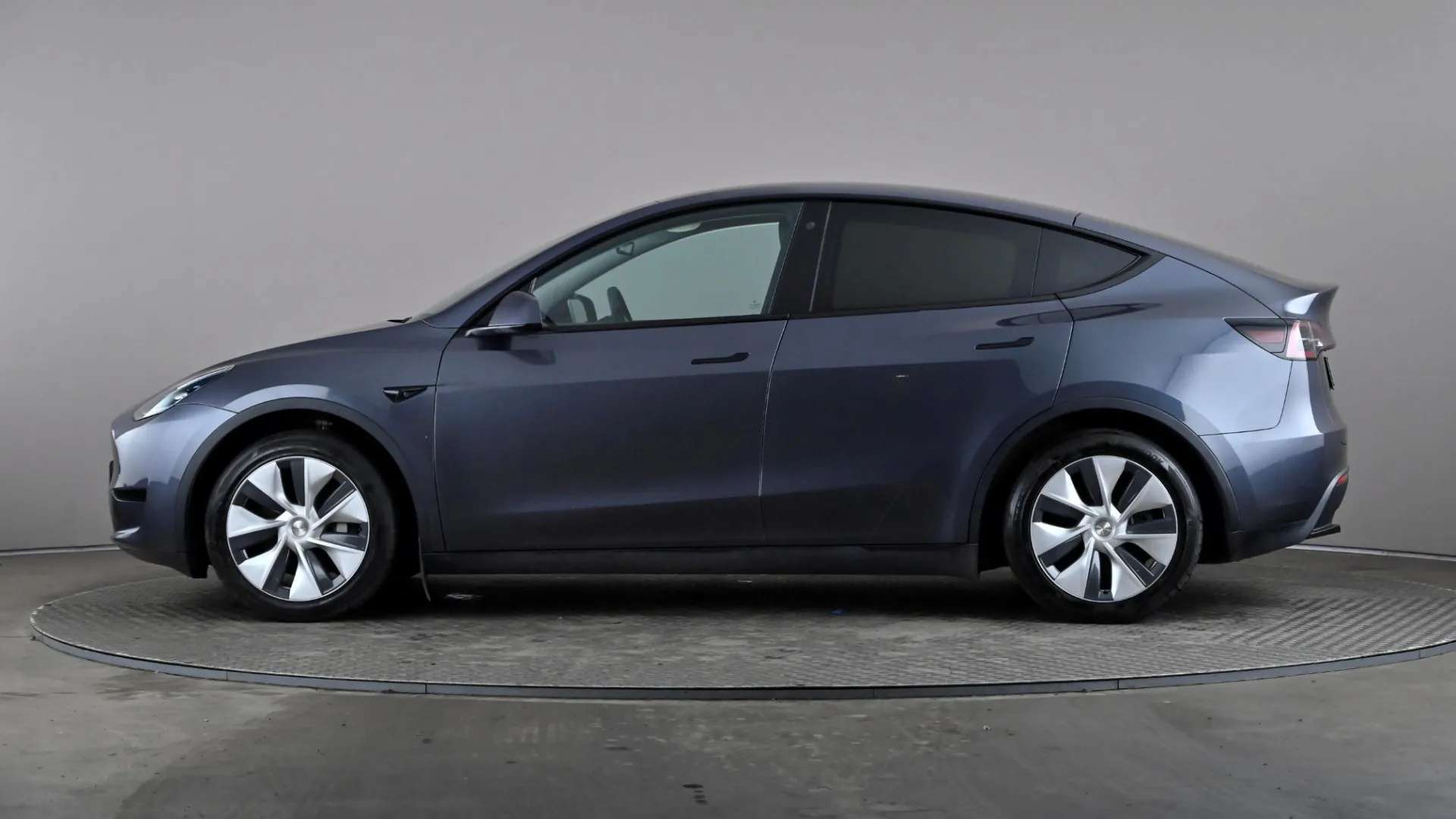 A 2022 TESLA MODEL Y RWD Auto A 2022 TESLA MODEL Y RWD Auto