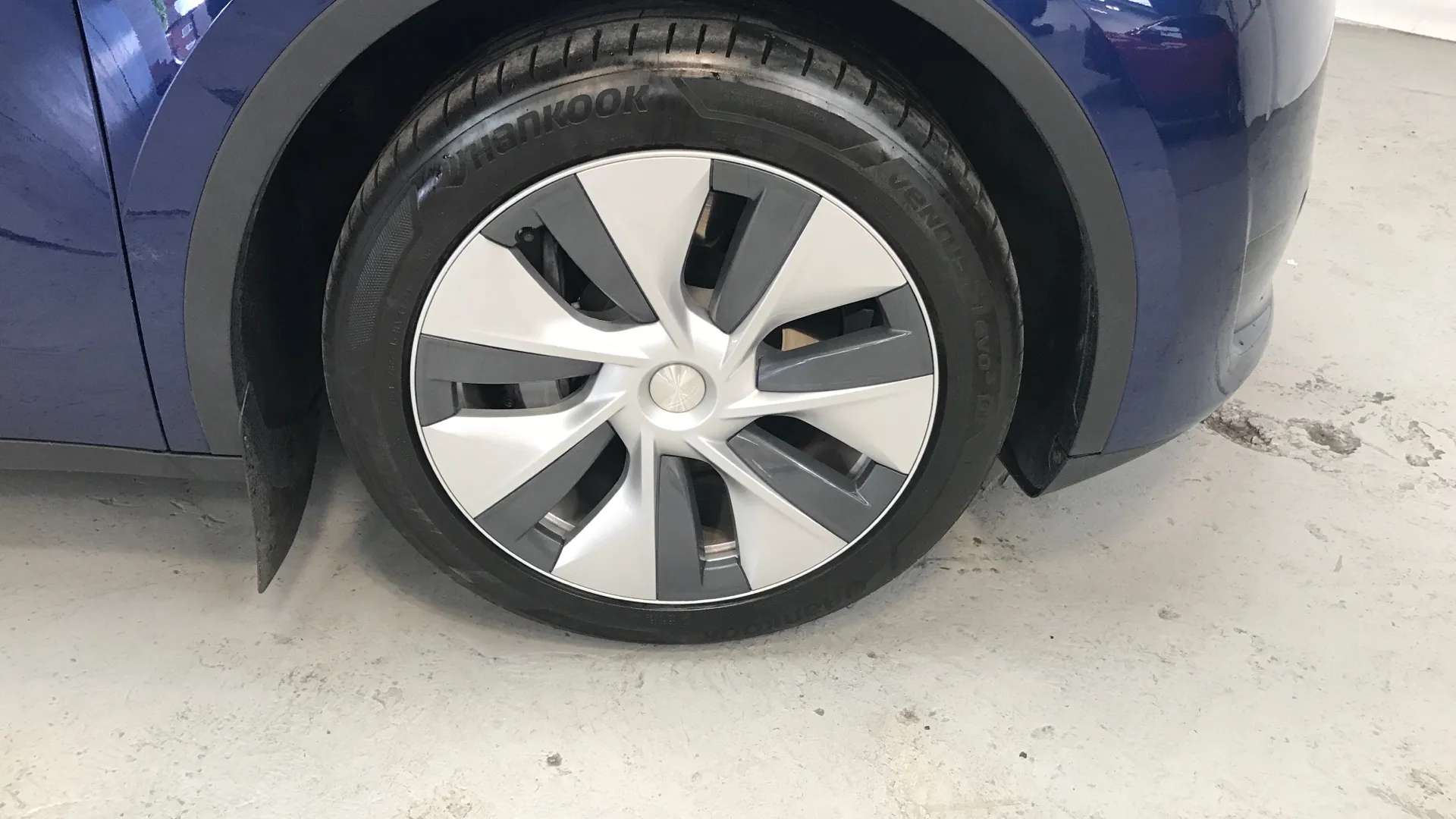 2023 TESLA MODEL Y 2023 TESLA MODEL Y